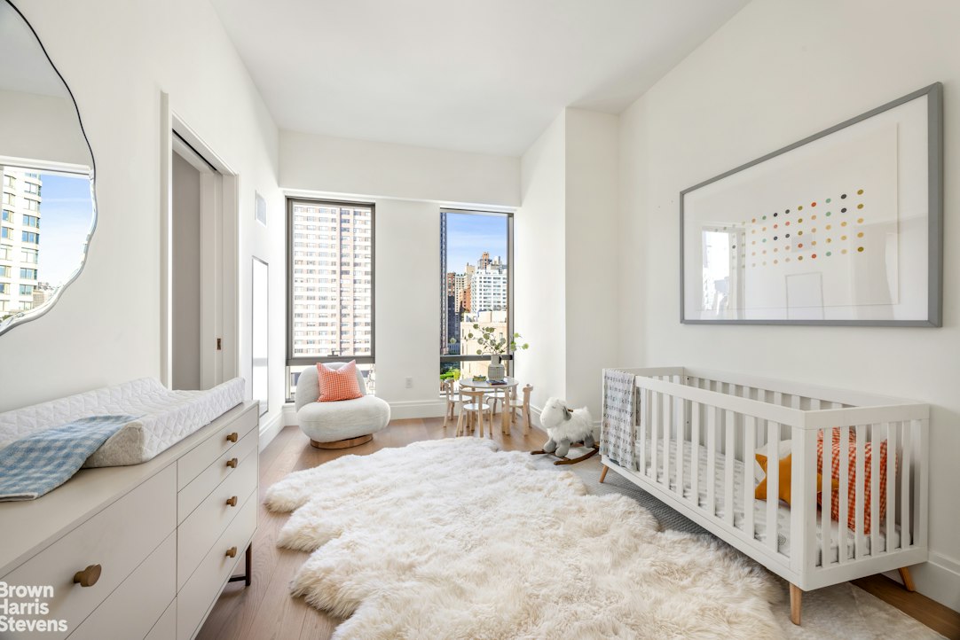 50 W 66TH Street 17F