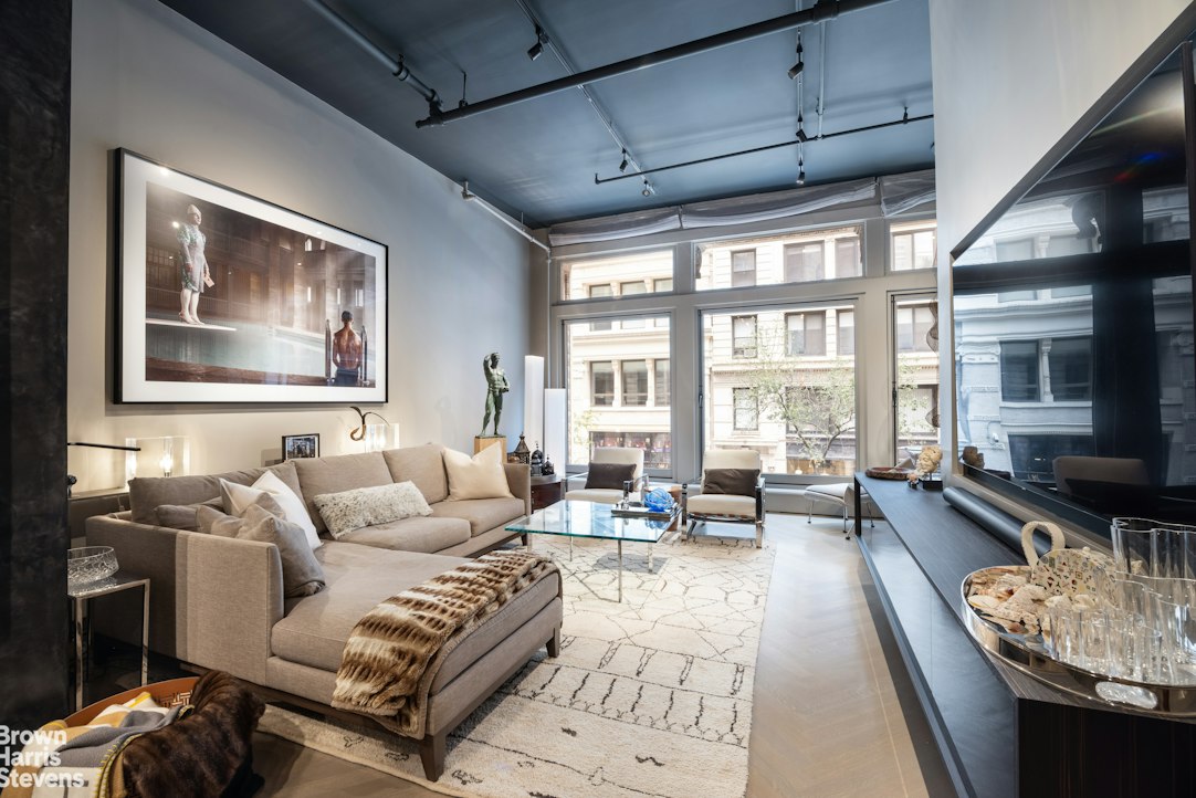 39 E 19TH Street 2