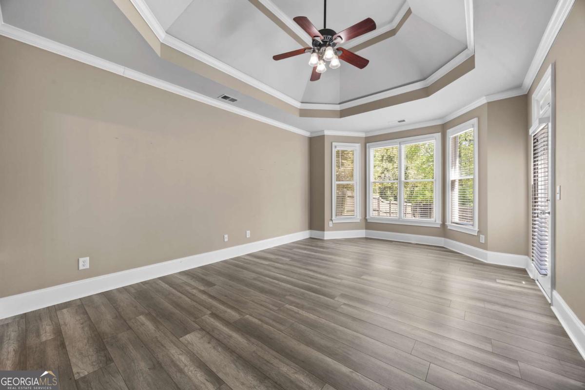 774 Mary Ann Drive NE