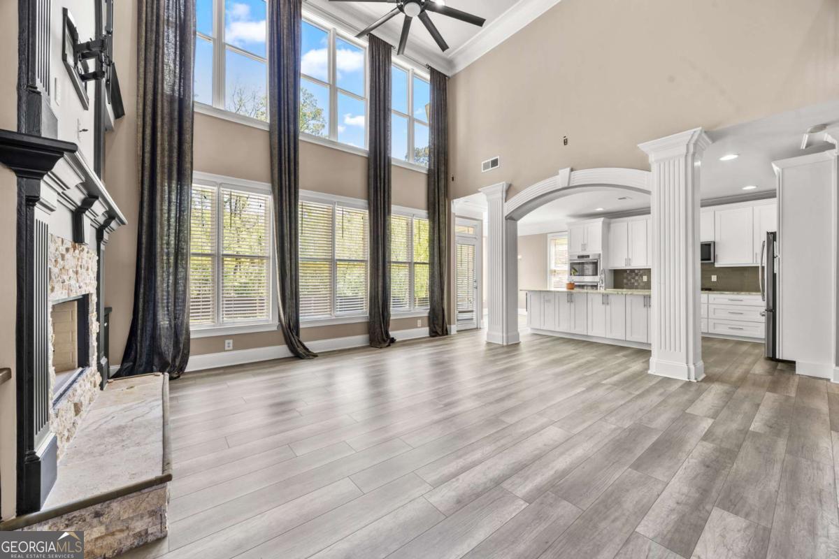 774 Mary Ann Drive NE