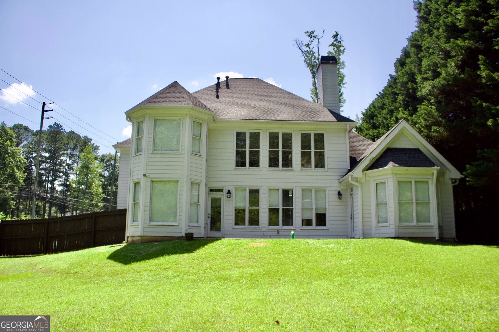 774 Mary Ann Drive NE