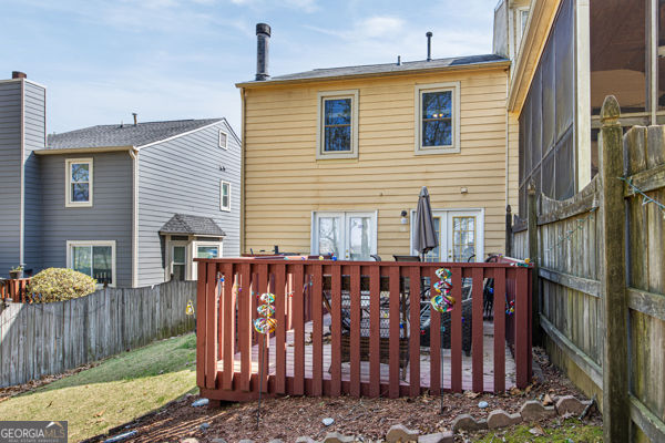 1835 Barrington Overlook NW