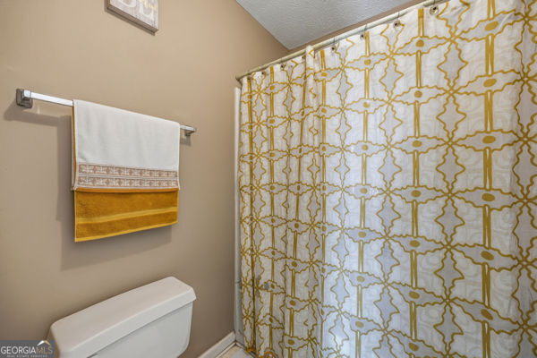 1835 Barrington Overlook NW