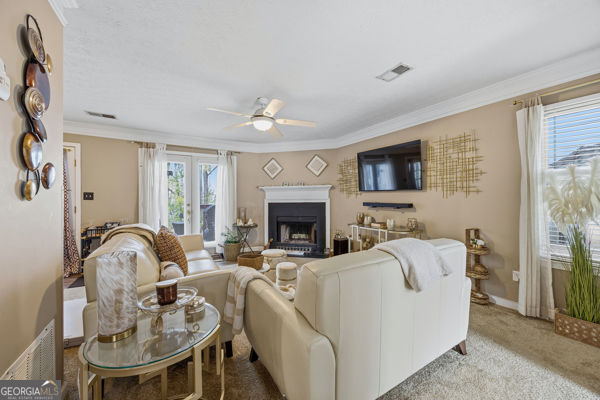 1835 Barrington Overlook NW