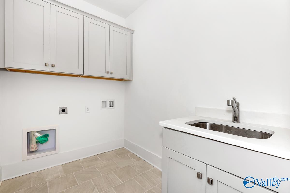 111 Poplar Grove Trail