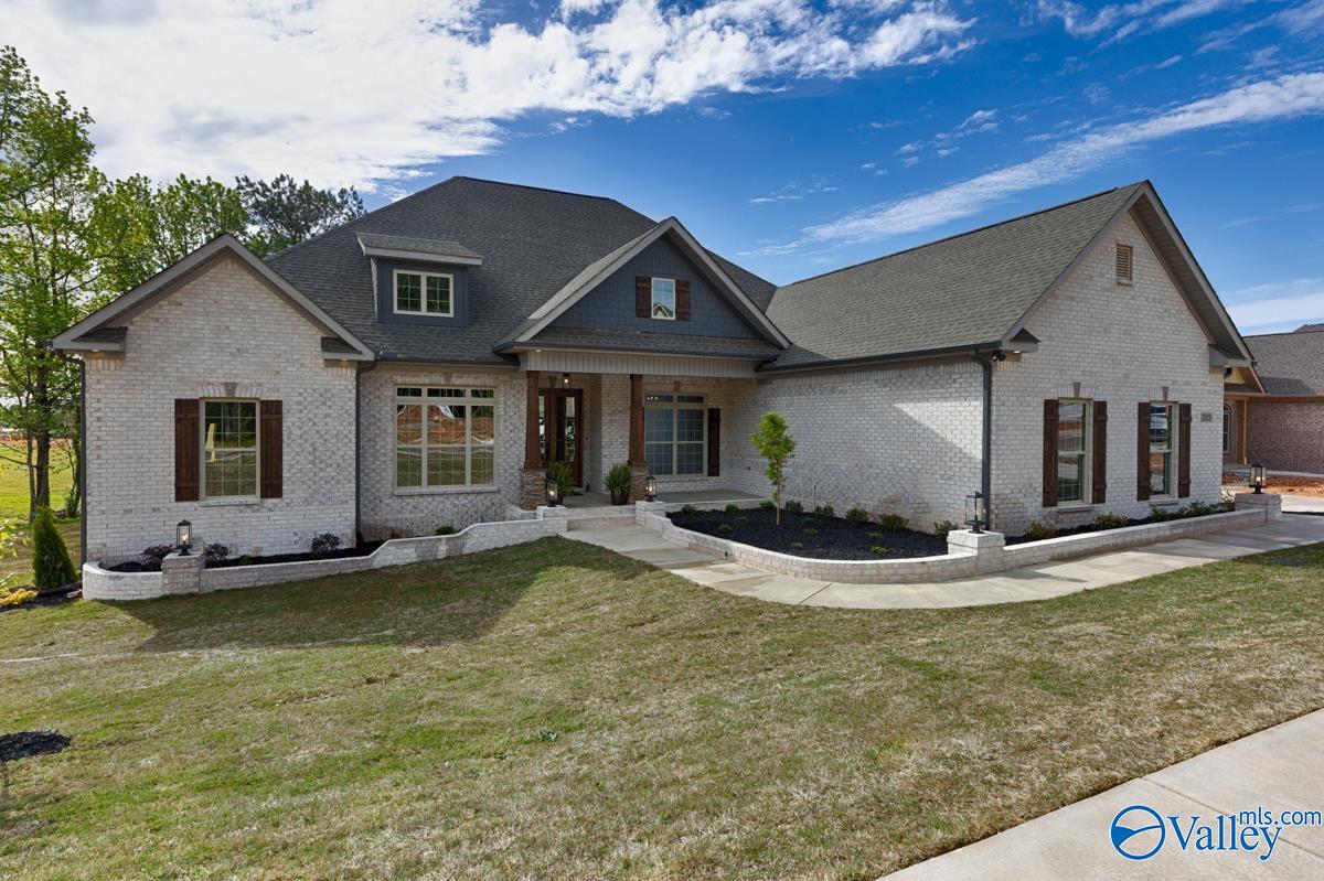 111 Poplar Grove Trail