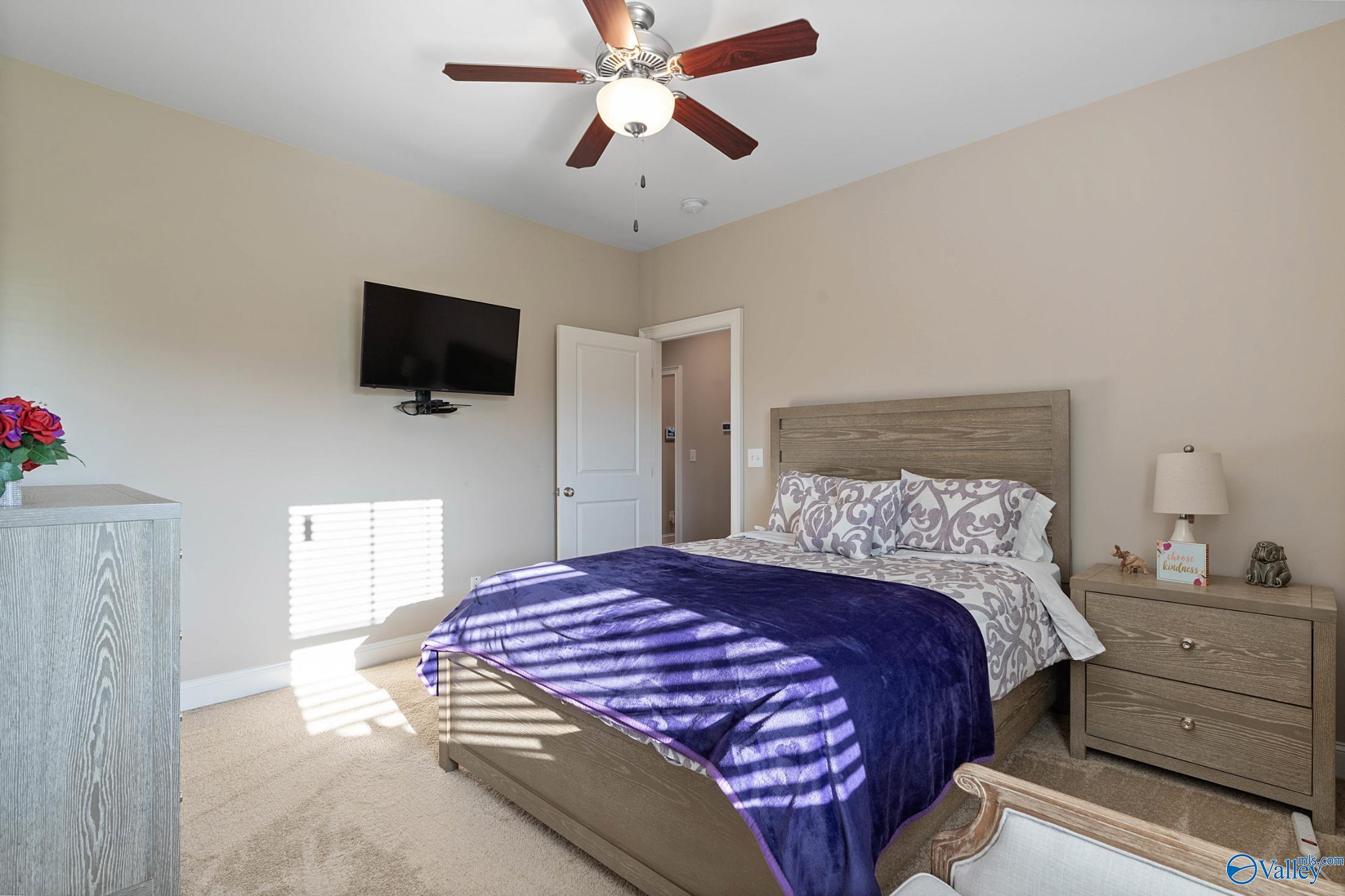 108 Hathaway Lane