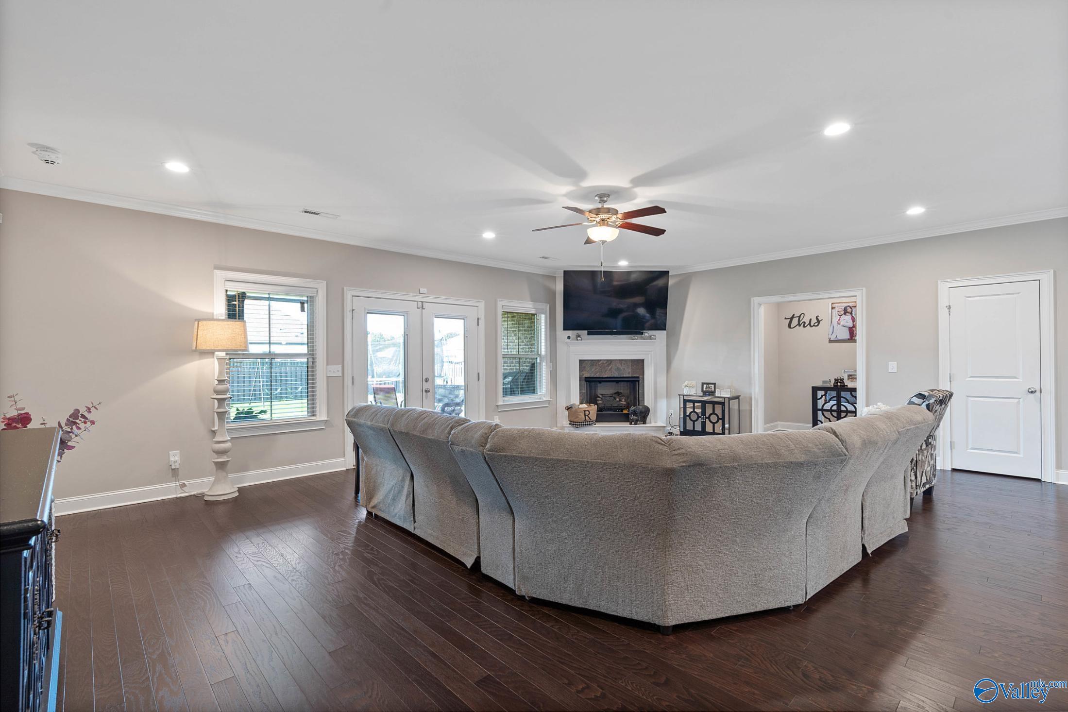 108 Hathaway Lane