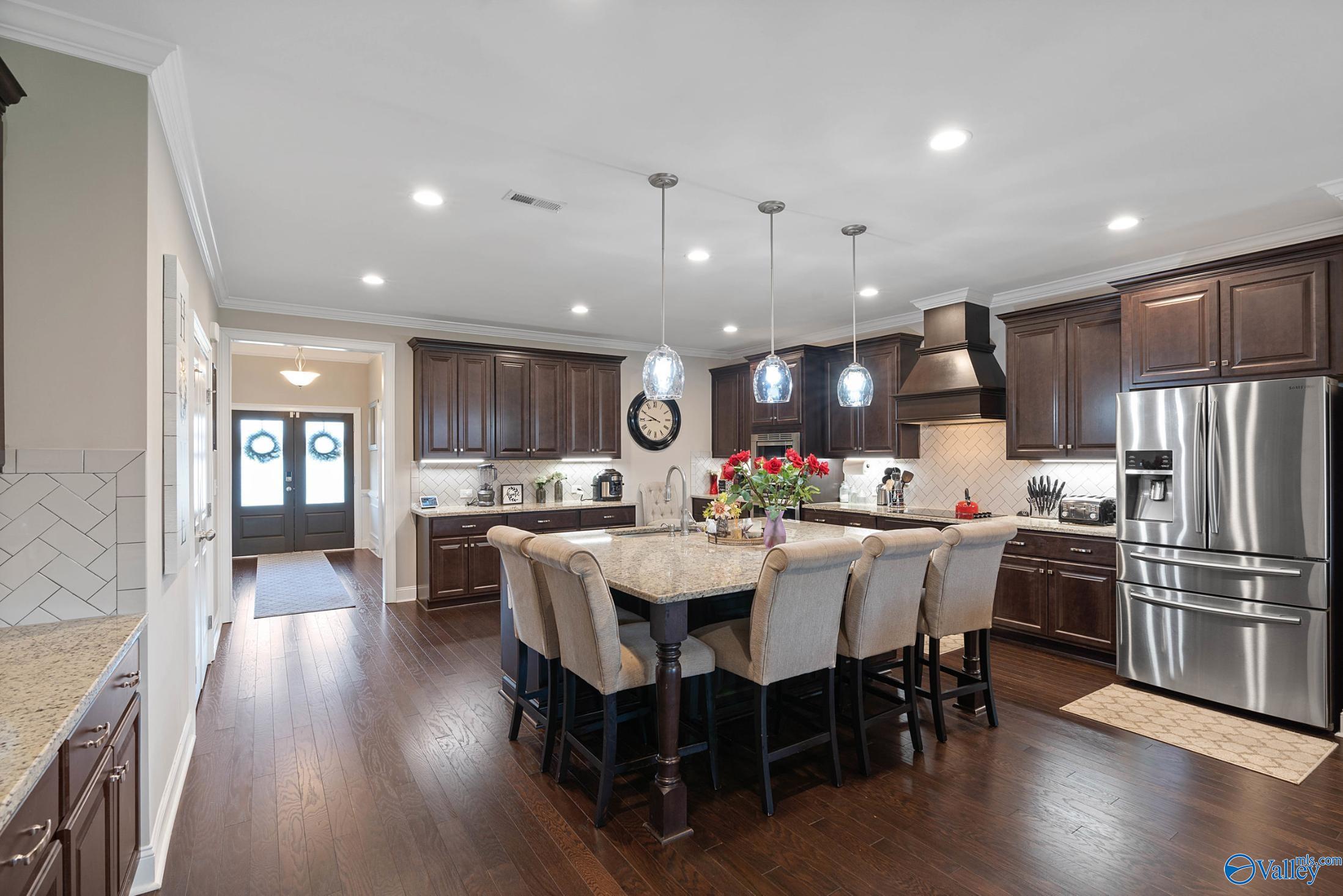 108 Hathaway Lane