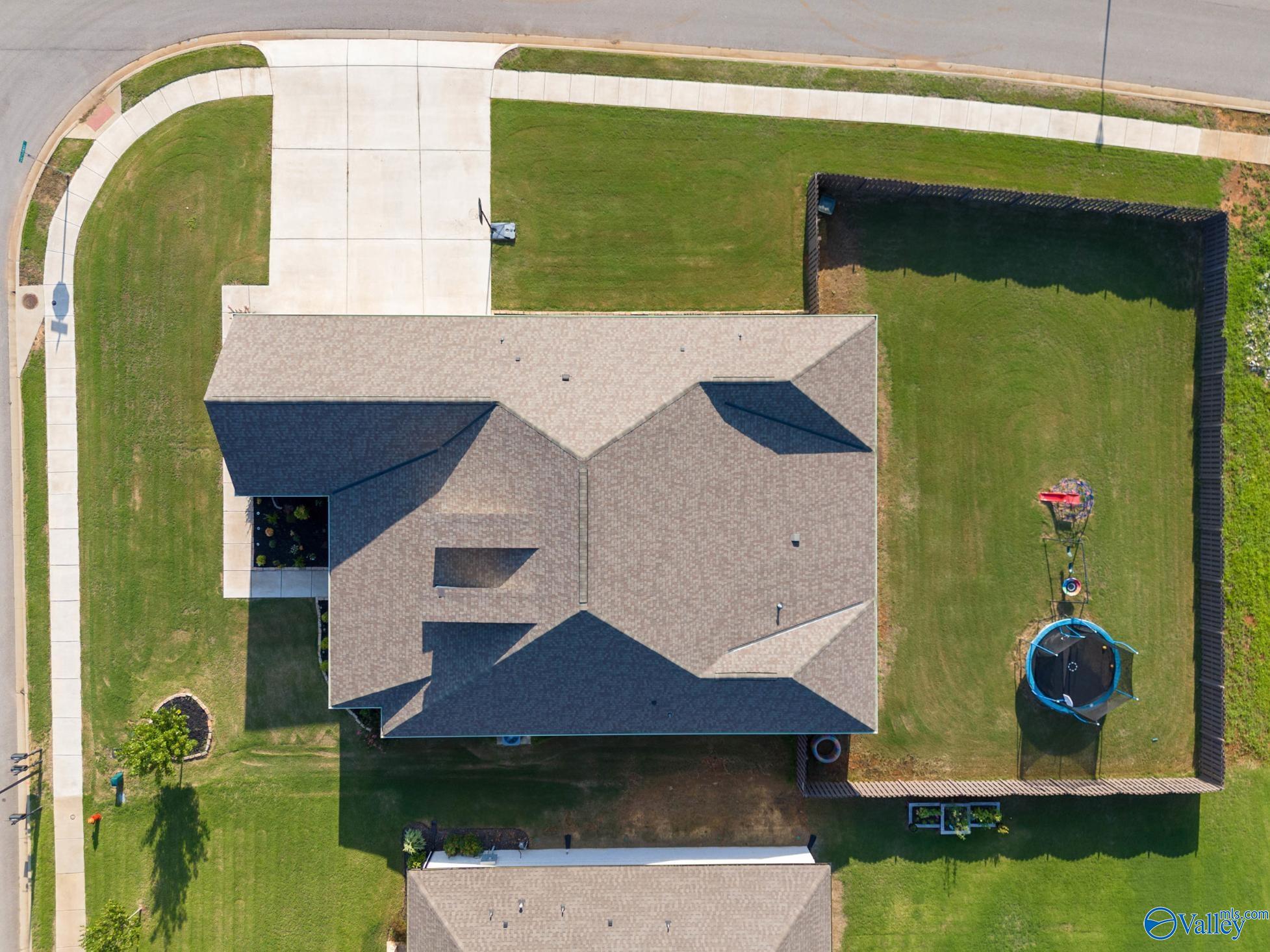 108 Hathaway Lane