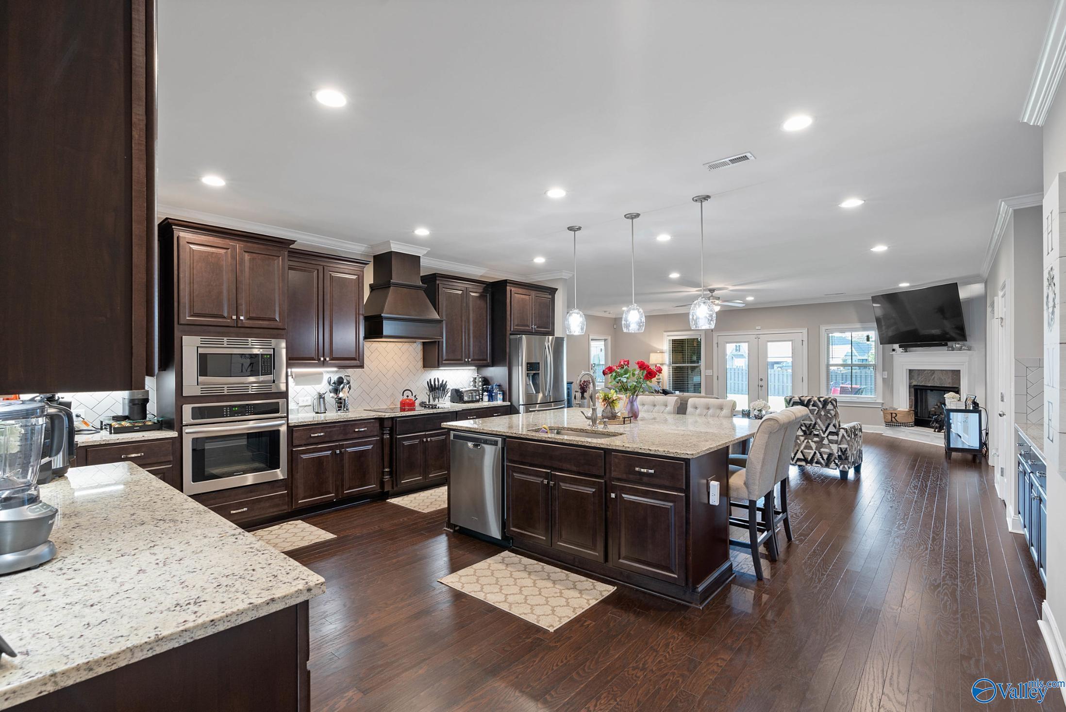 108 Hathaway Lane