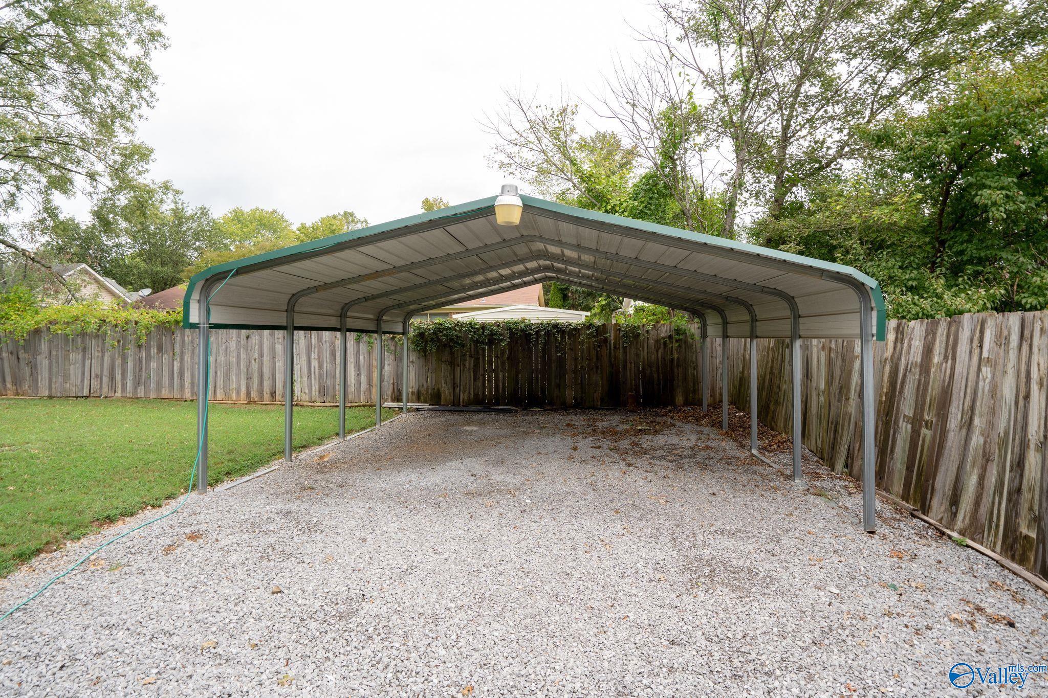 1076 Sandy Springs Road