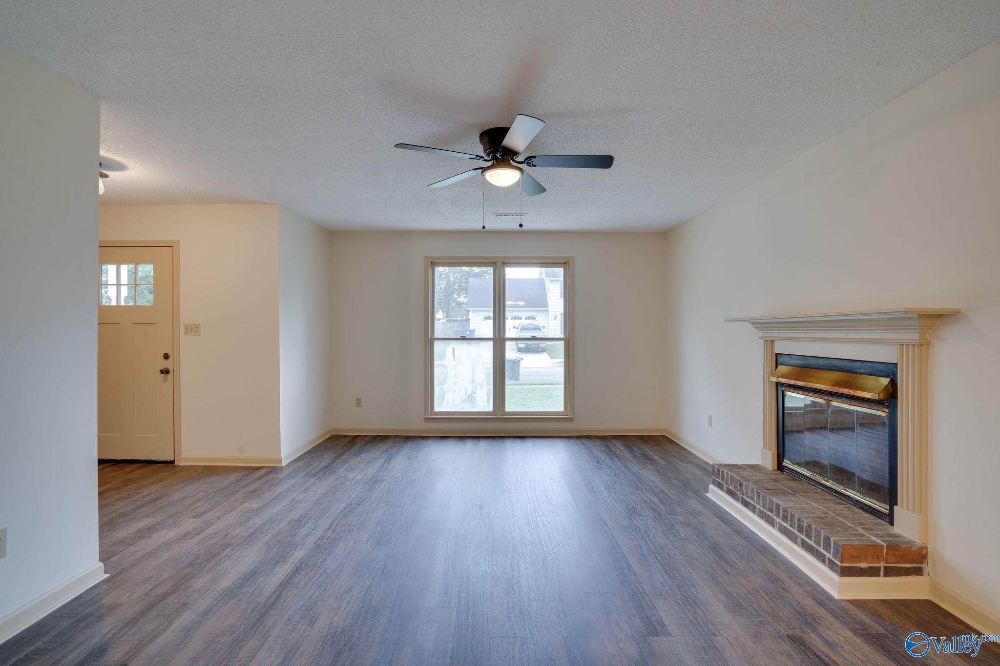 1076 Sandy Springs Road