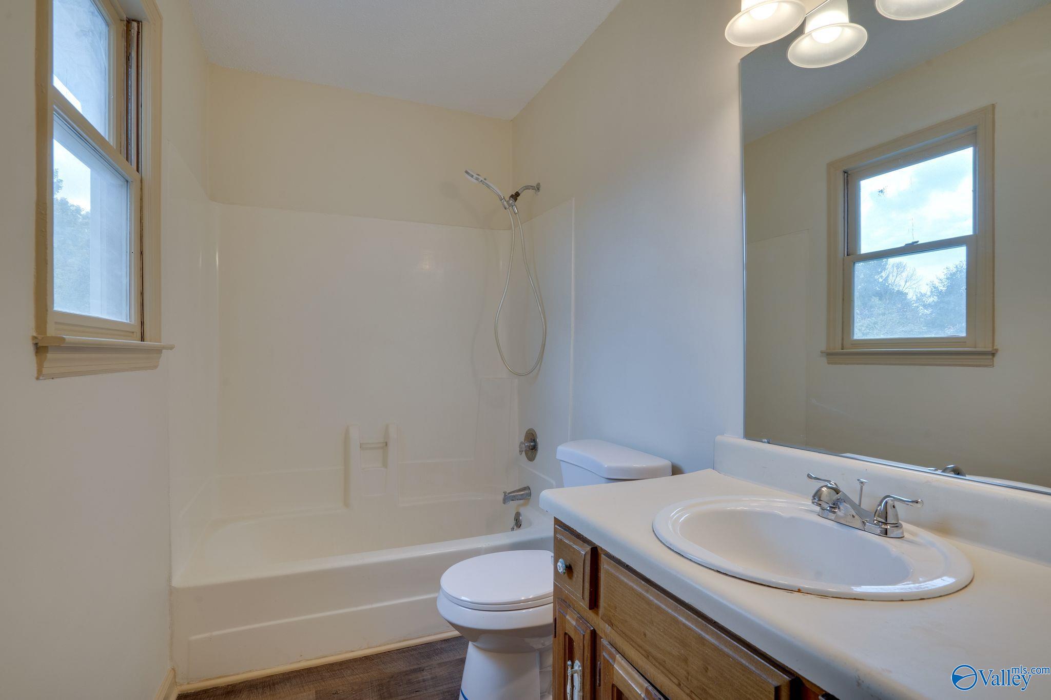 1076 Sandy Springs Road