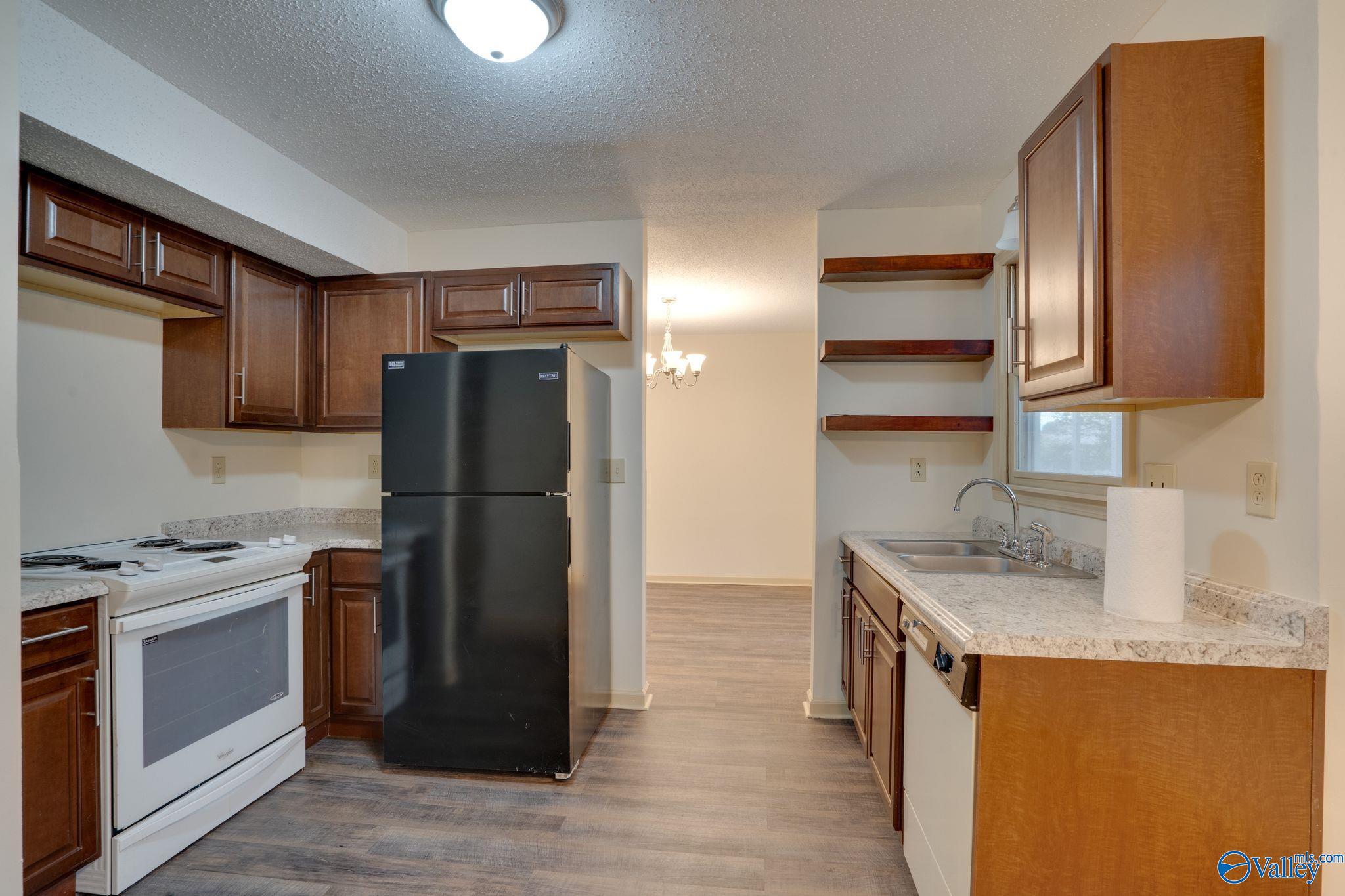 1076 Sandy Springs Road