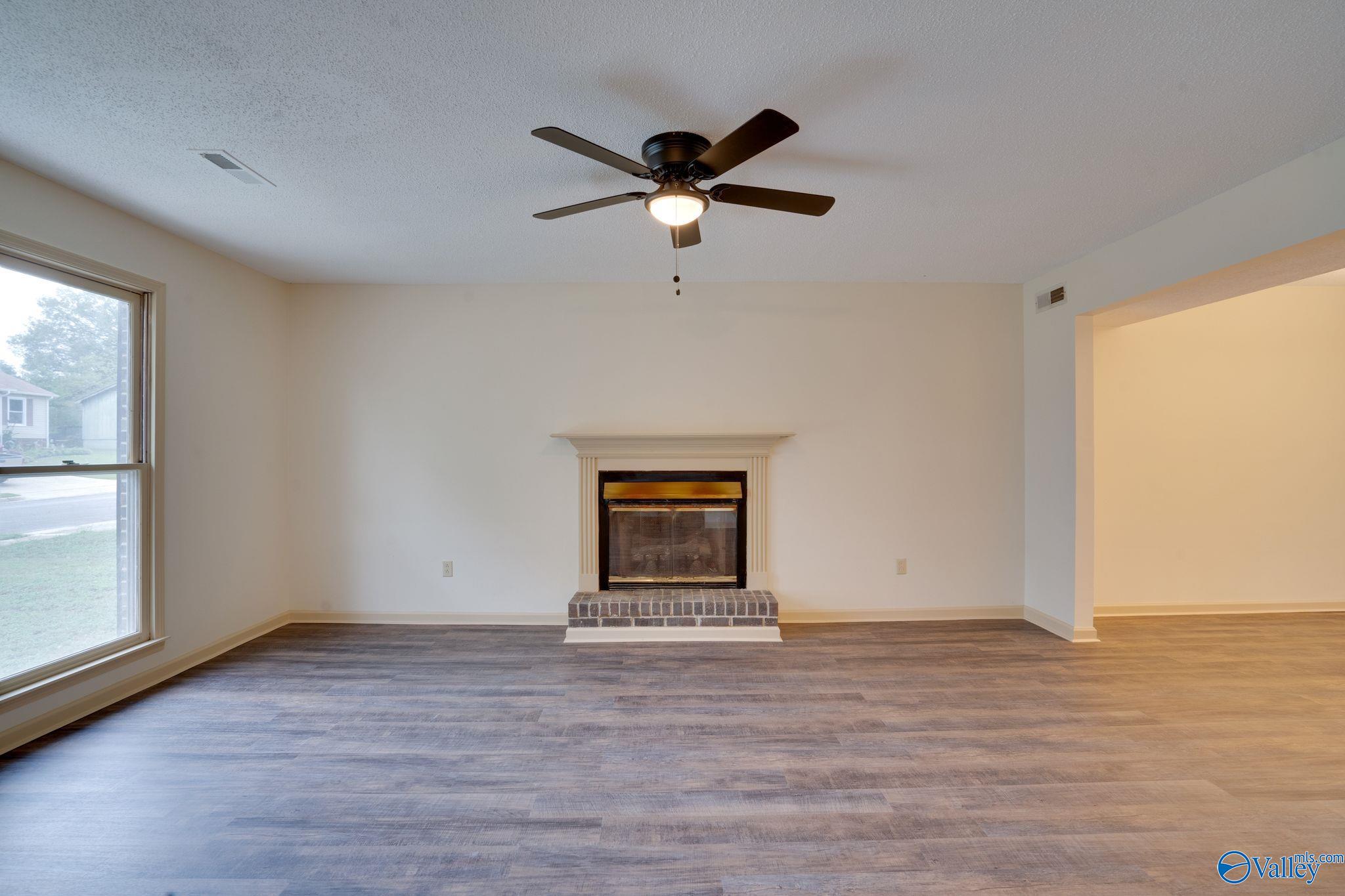 1076 Sandy Springs Road