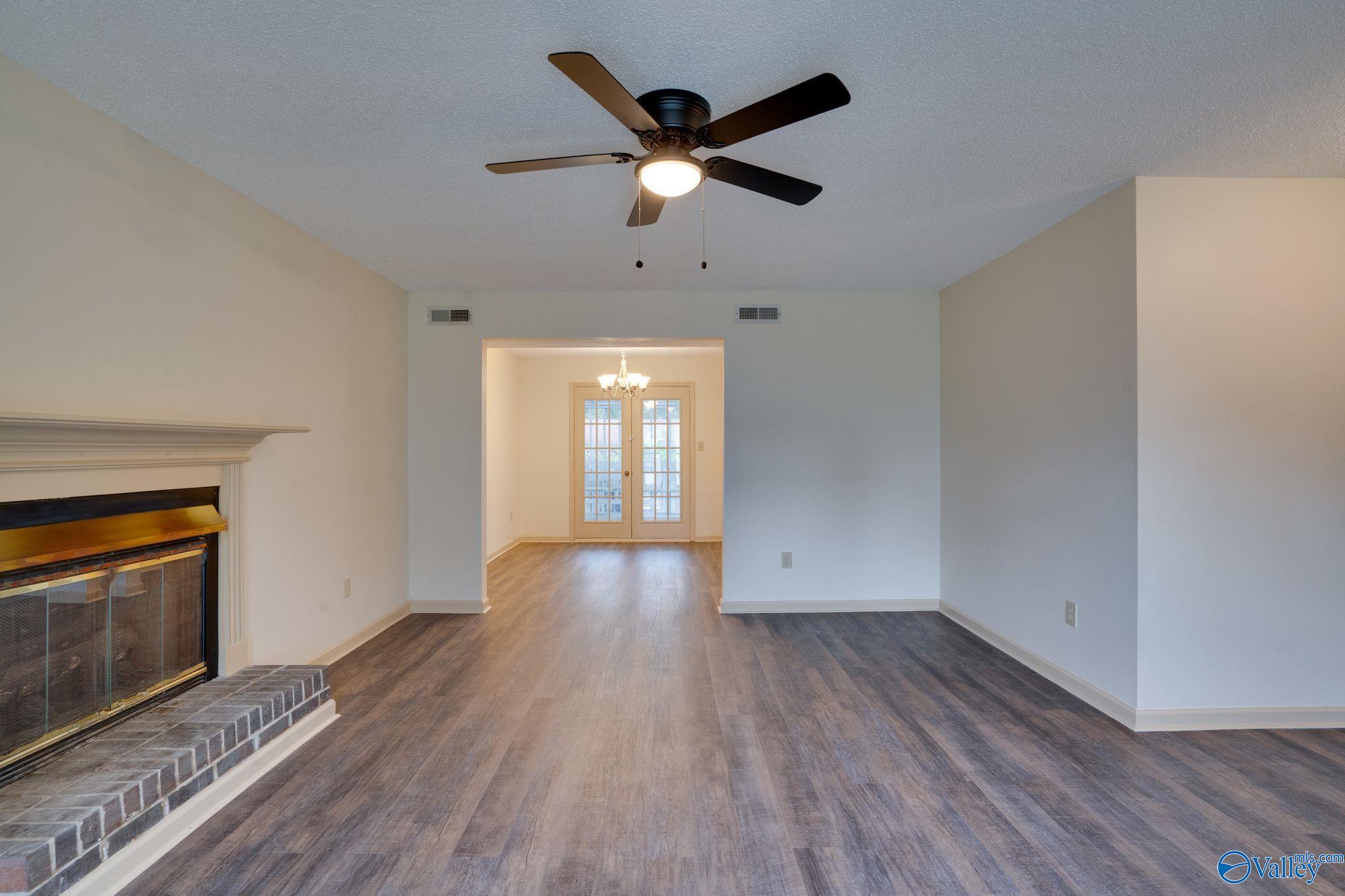 1076 Sandy Springs Road