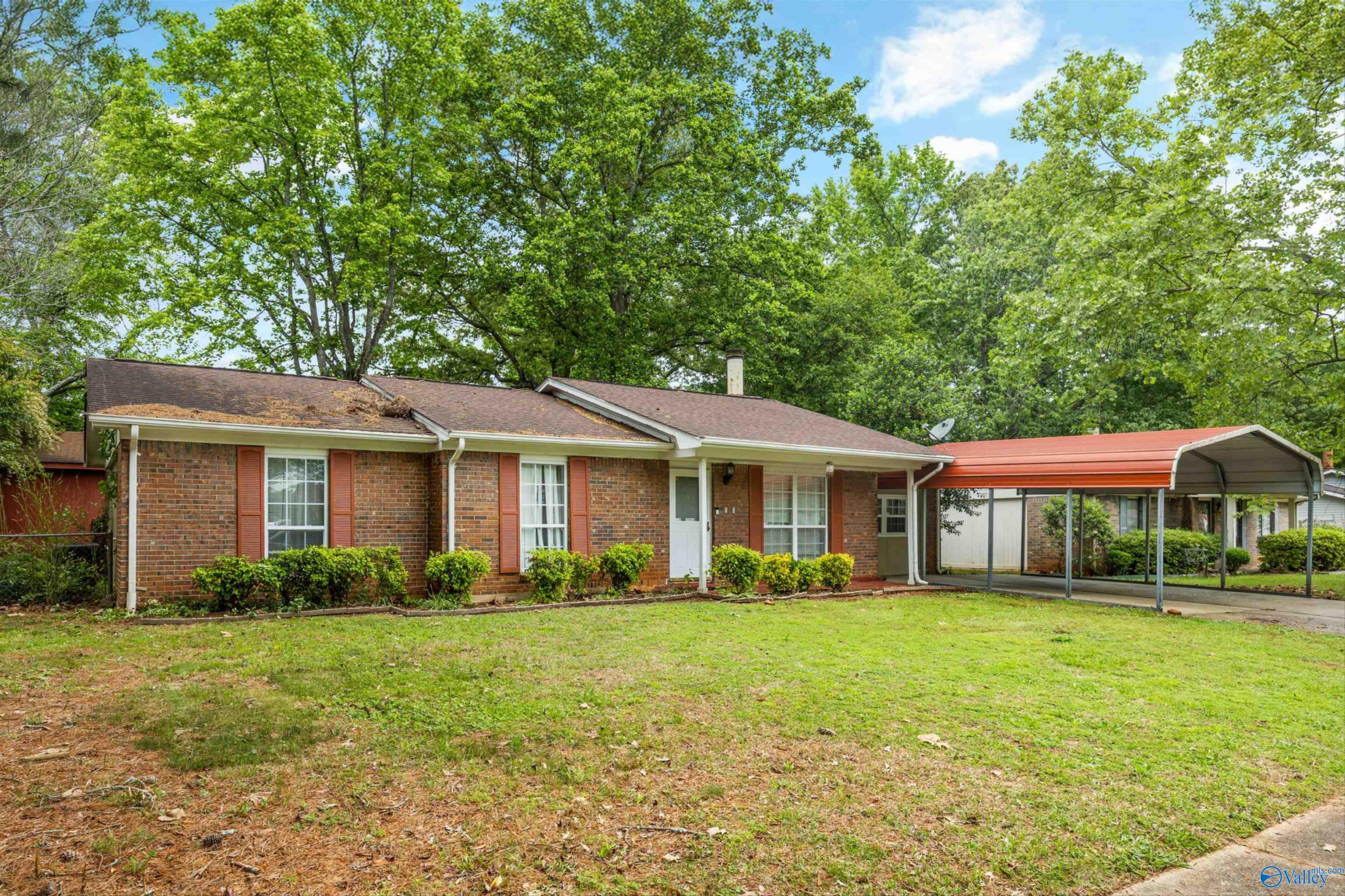 3612 White Oak Way SW