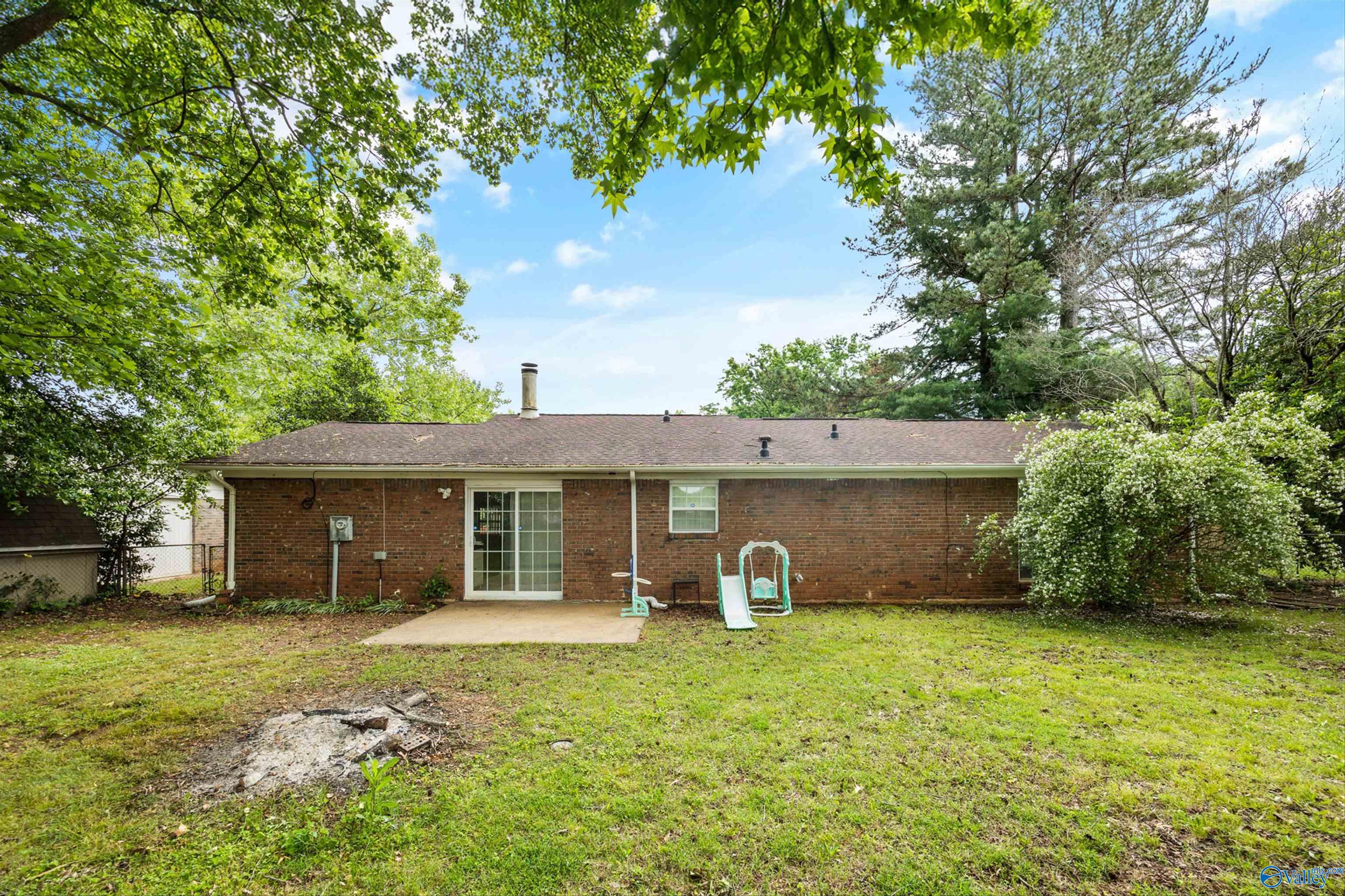 3612 White Oak Way SW