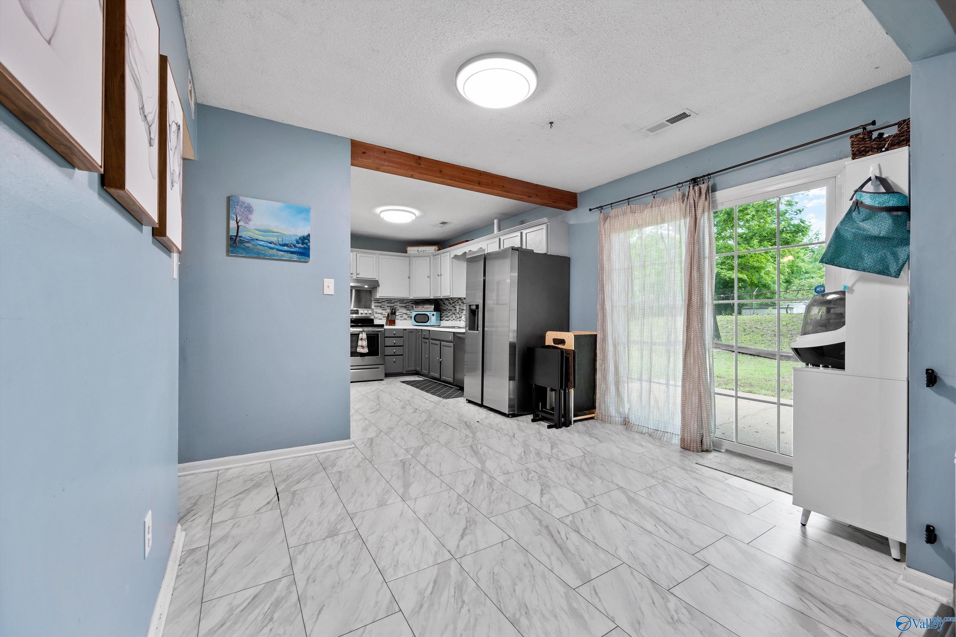 3612 White Oak Way SW