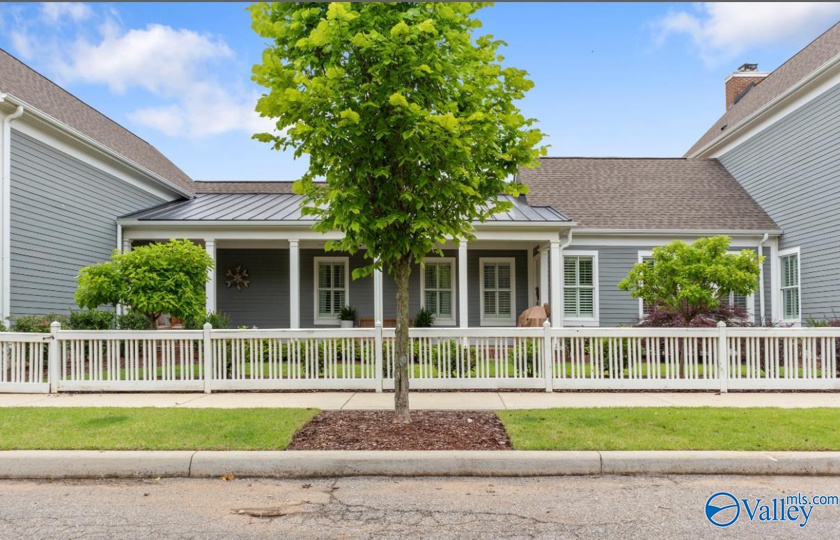 109 Hillcrest Avenue NW