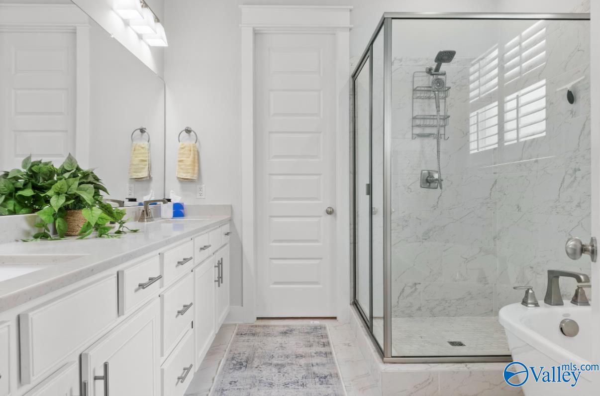 109 Hillcrest Avenue NW