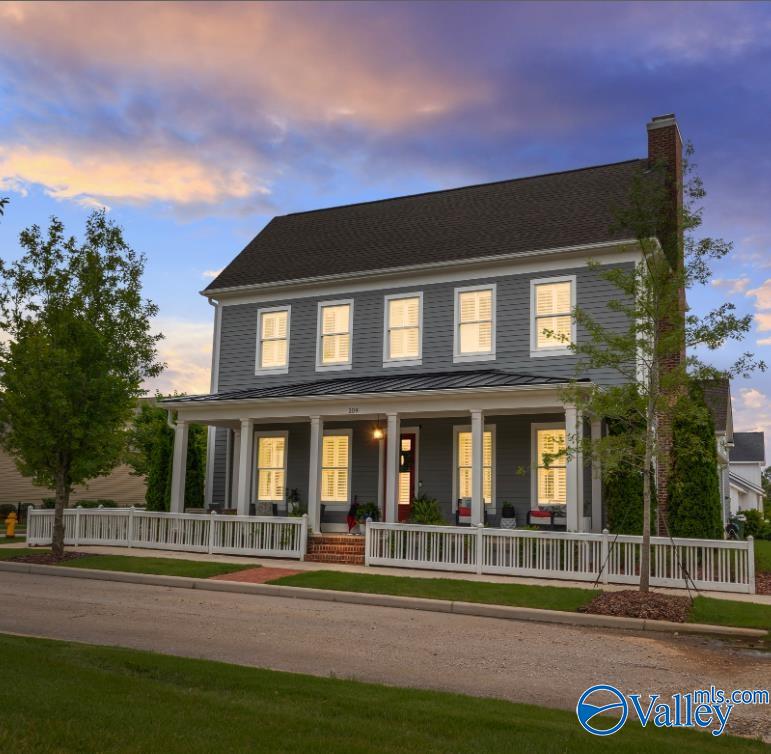 109 Hillcrest Avenue NW