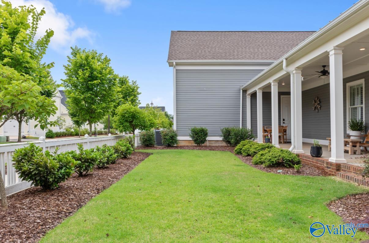 109 Hillcrest Avenue NW