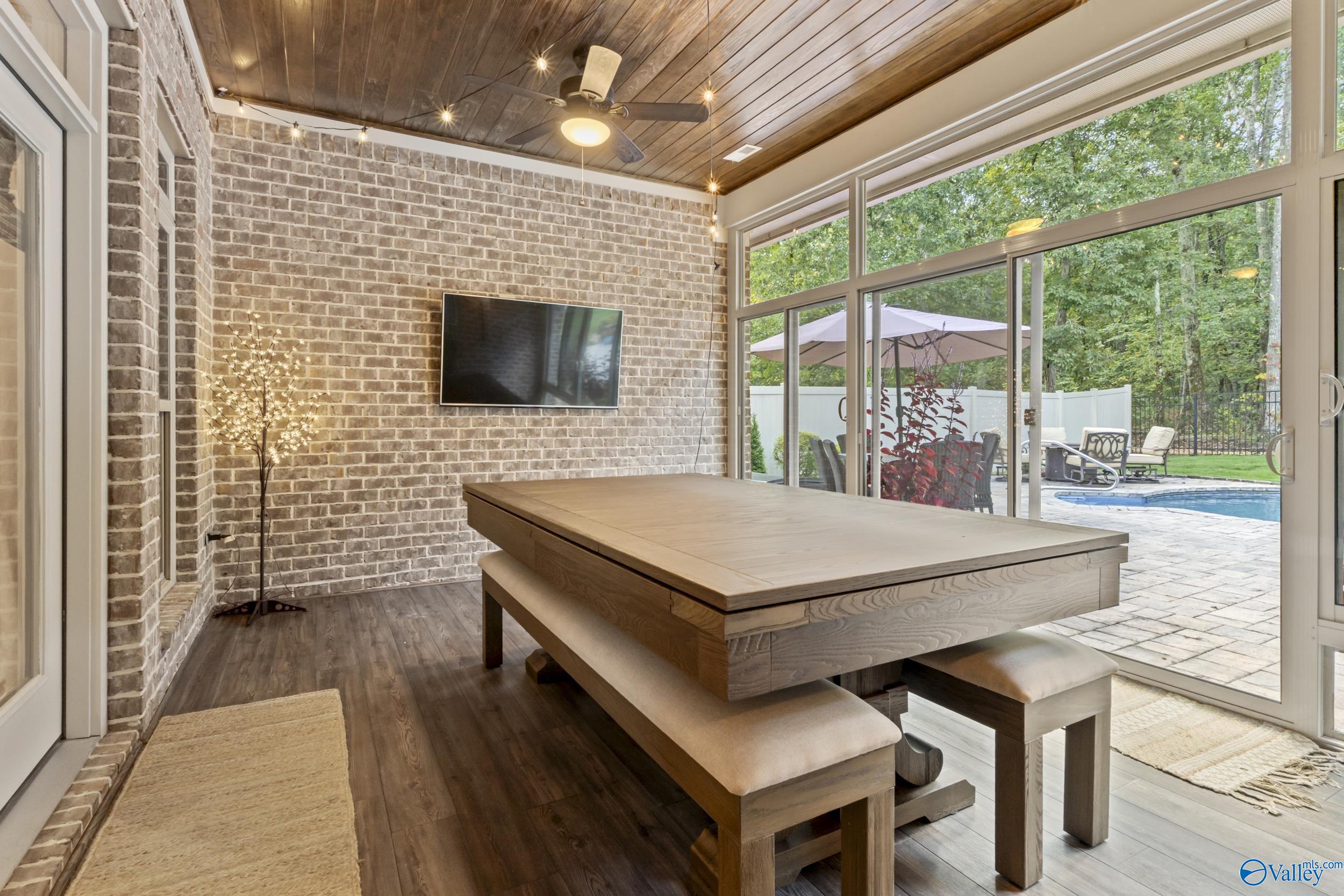 2309 SW Selma Street