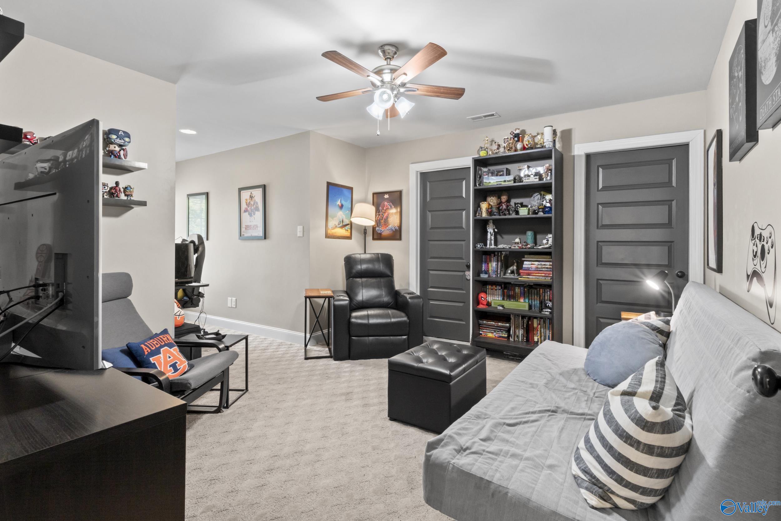 2309 SW Selma Street