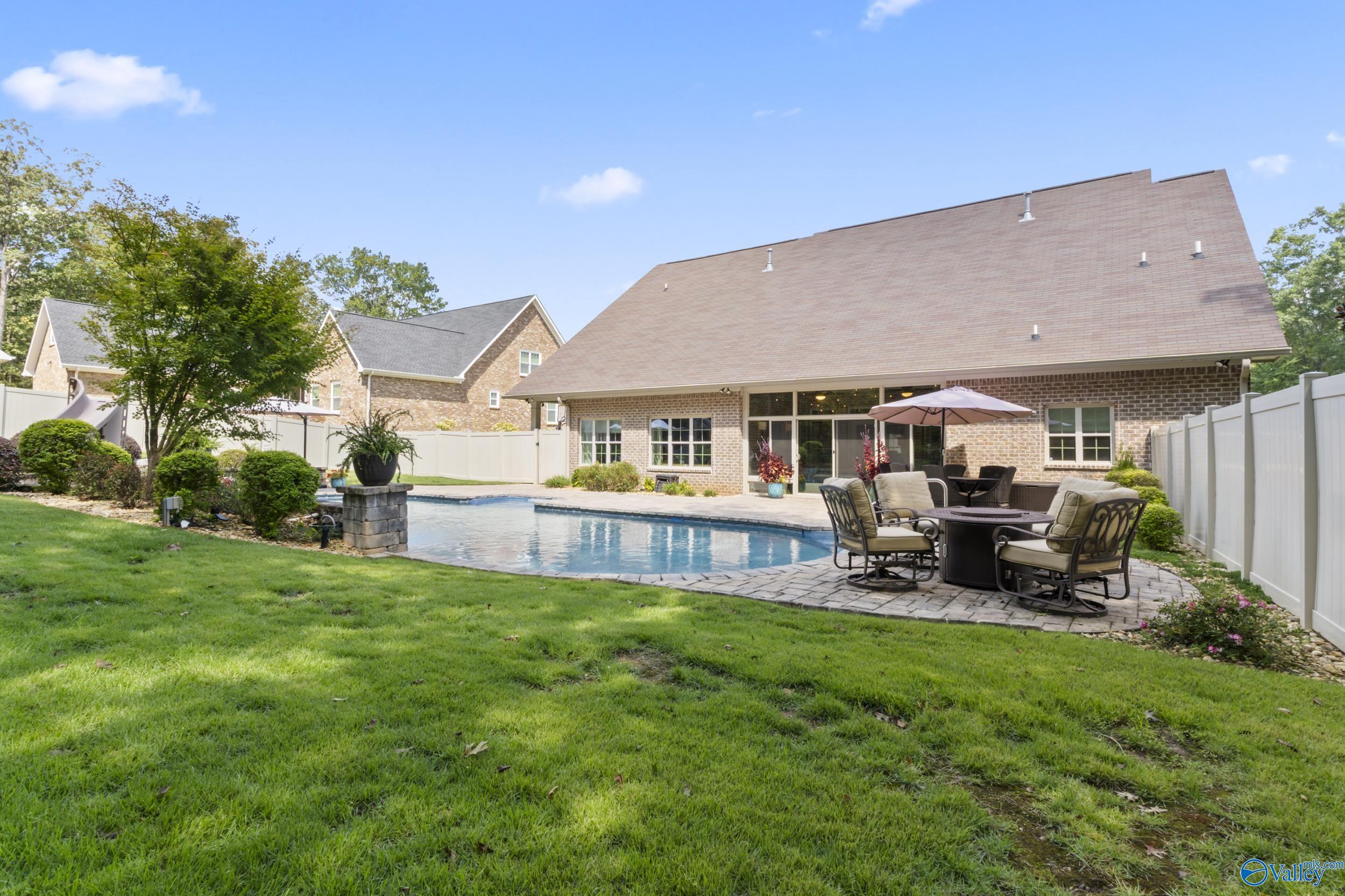 2309 SW Selma Street