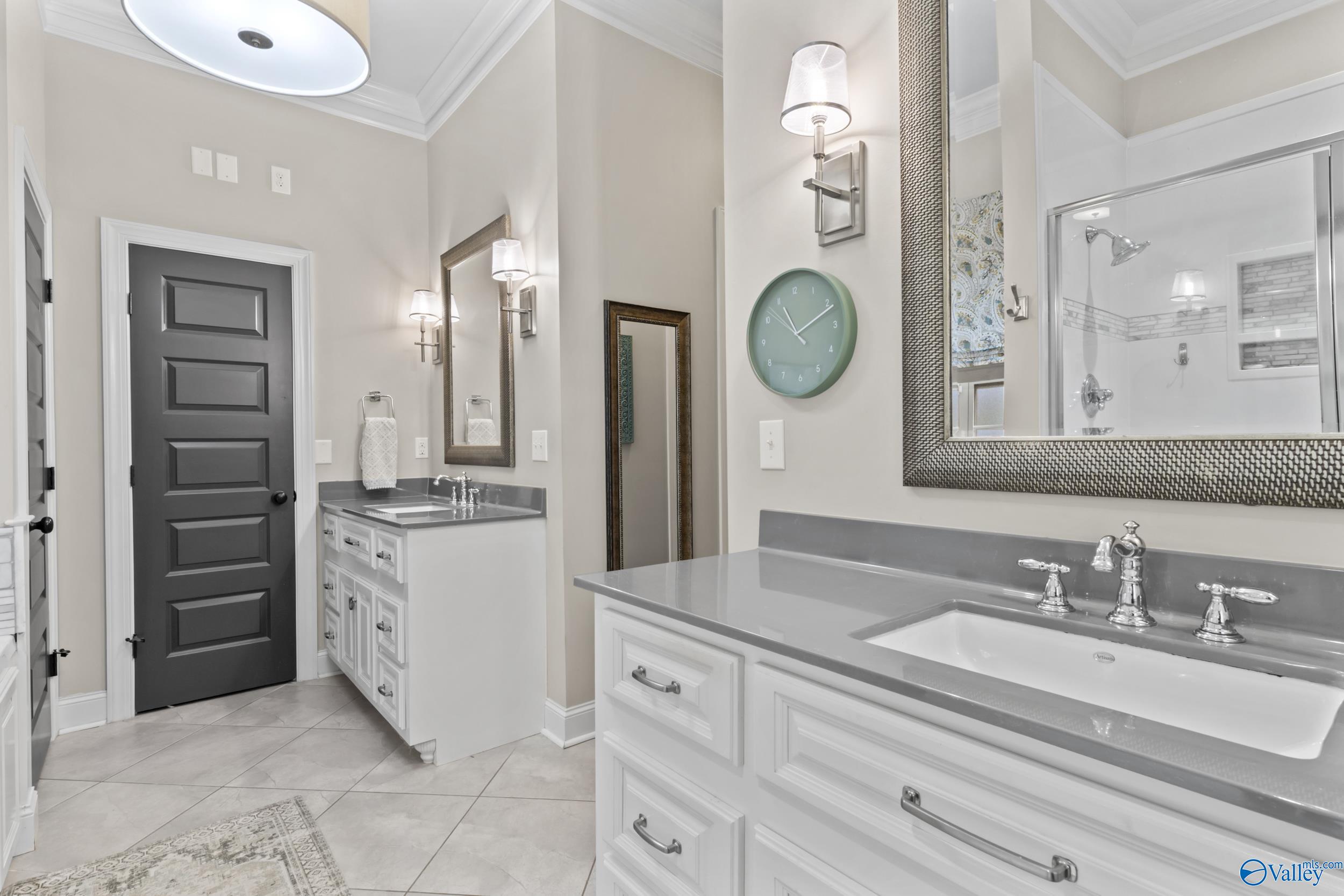 2309 SW Selma Street