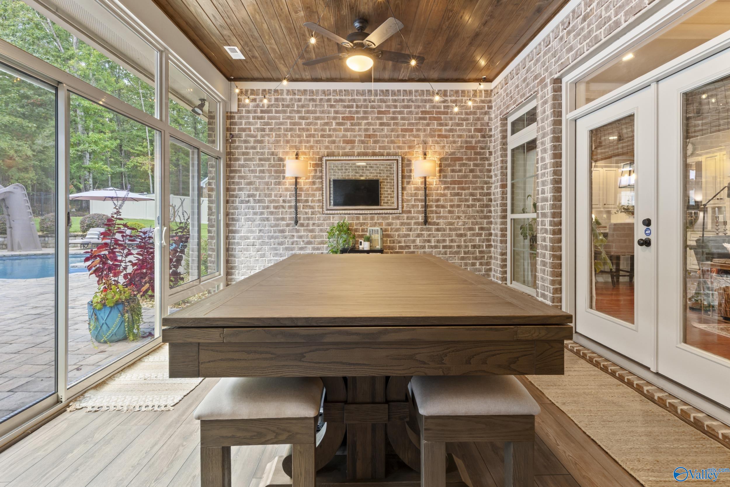 2309 SW Selma Street