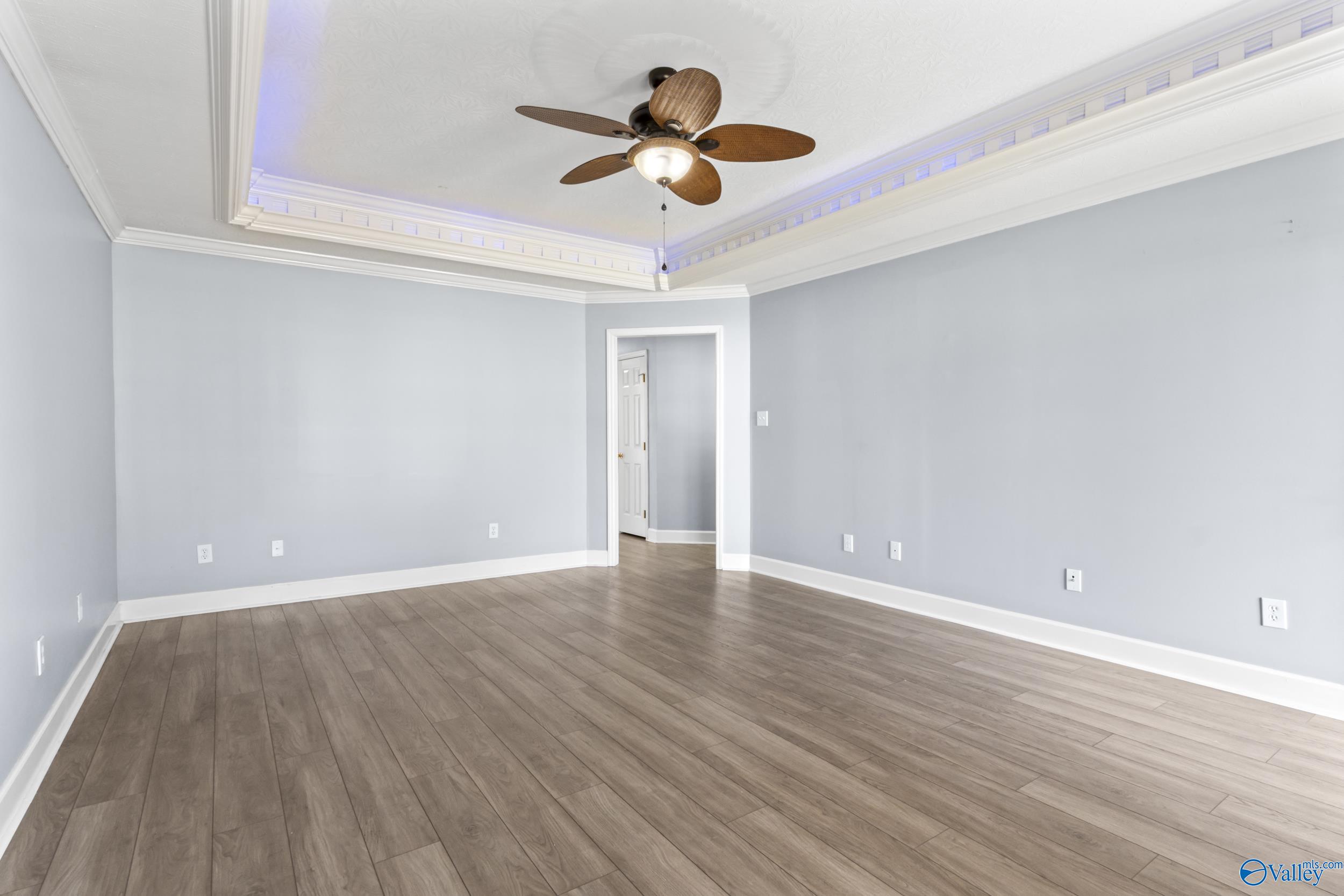 3907 Steve Perkins Drive SW