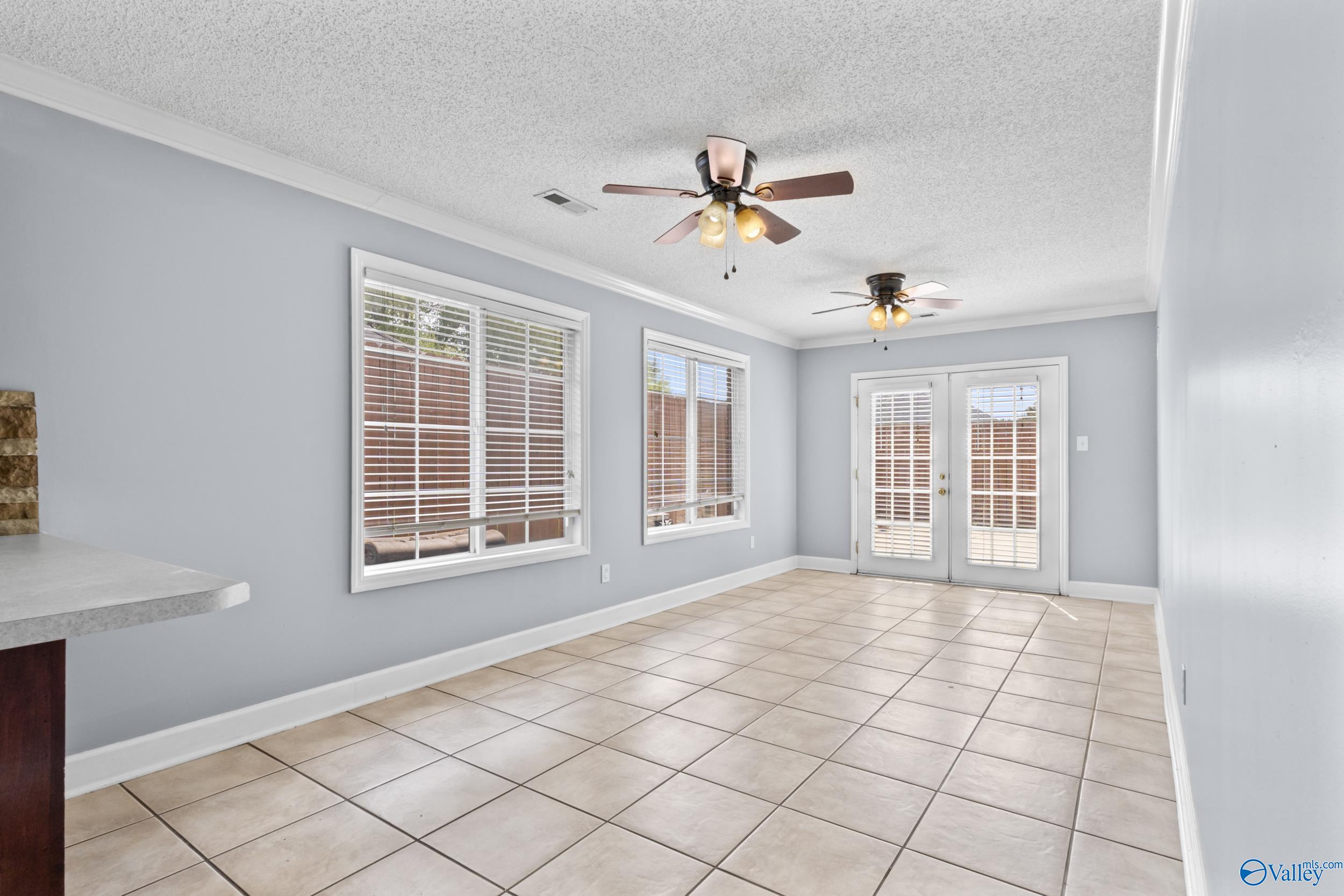 3907 Steve Perkins Drive SW