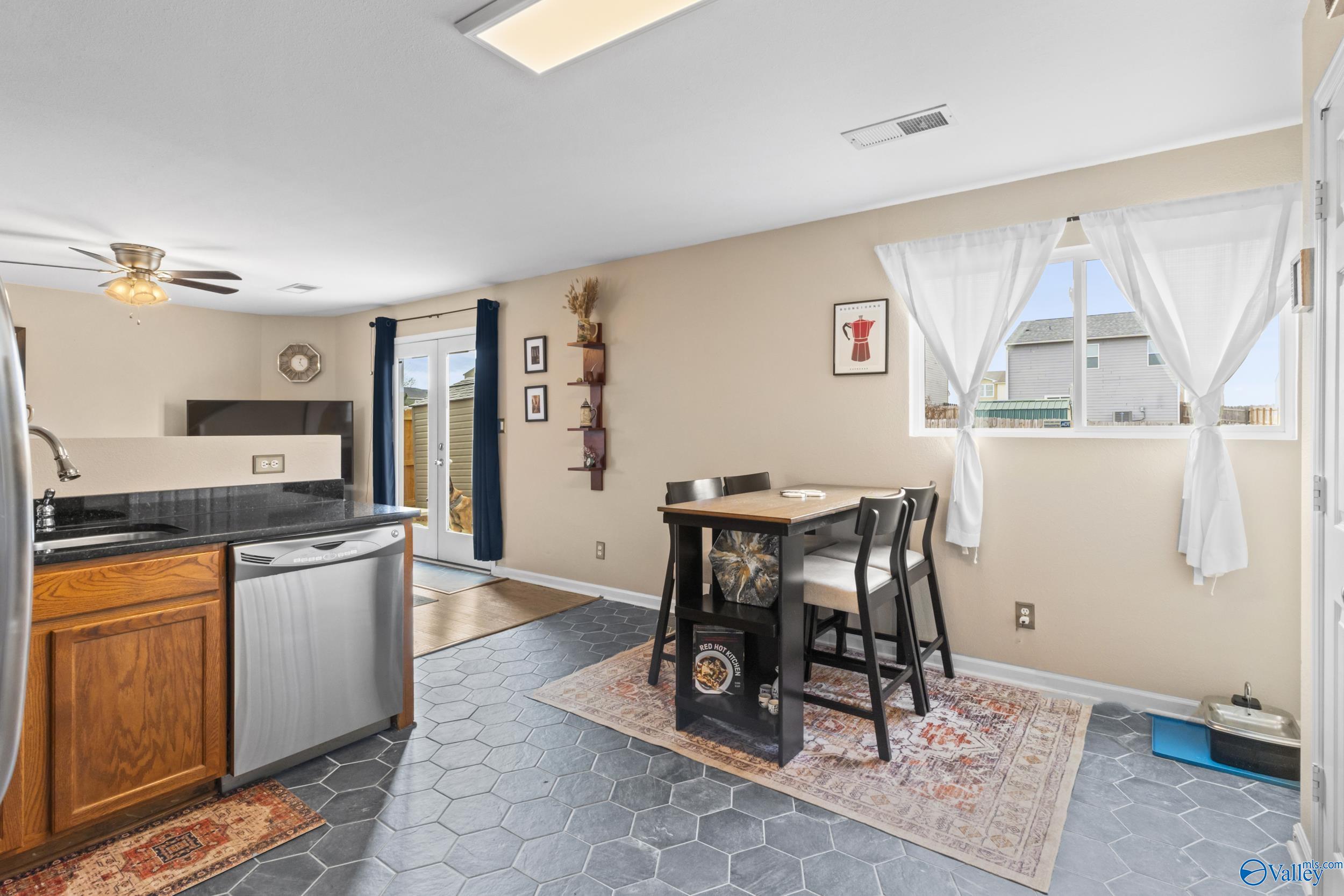 3099 Castlecreek Drive SW