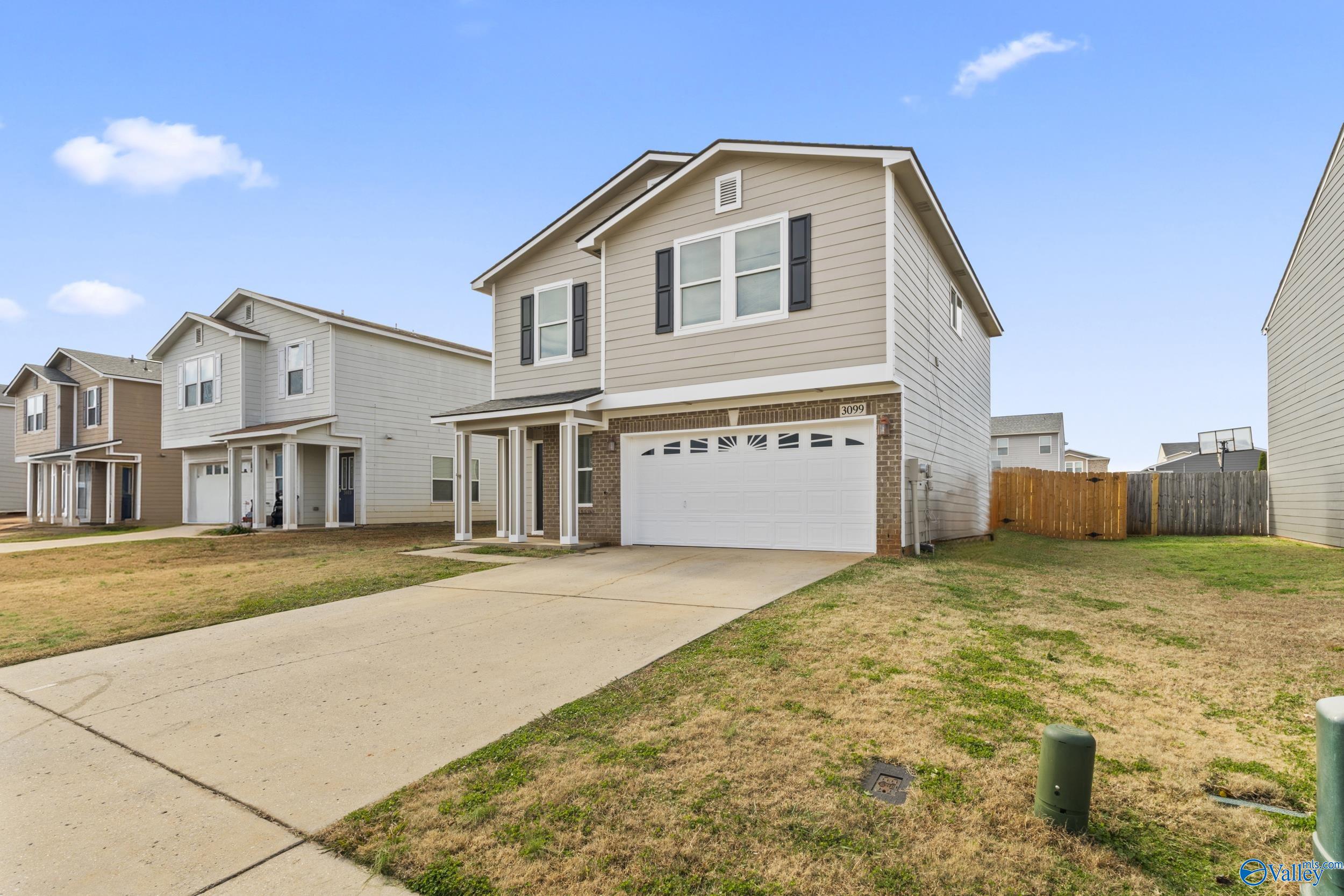 3099 Castlecreek Drive SW