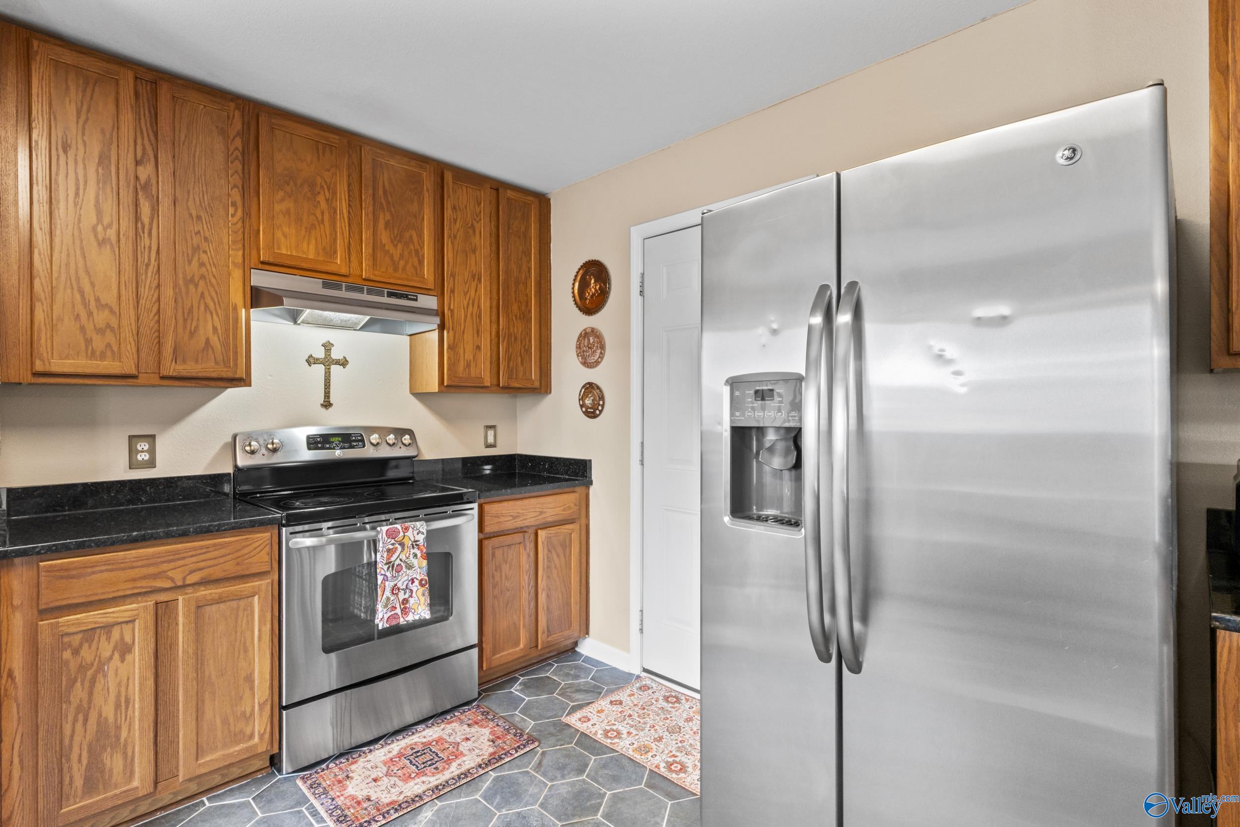 3099 Castlecreek Drive SW