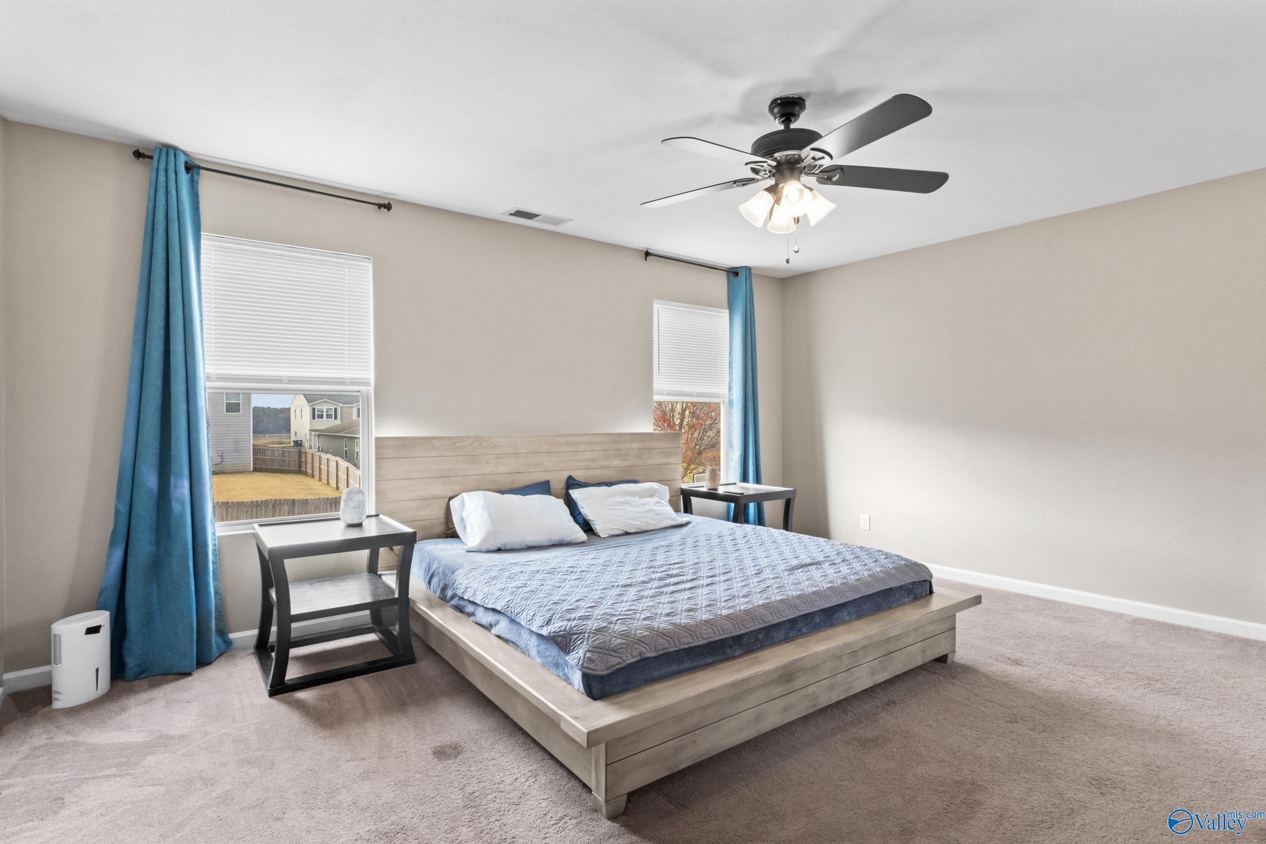 3099 Castlecreek Drive SW