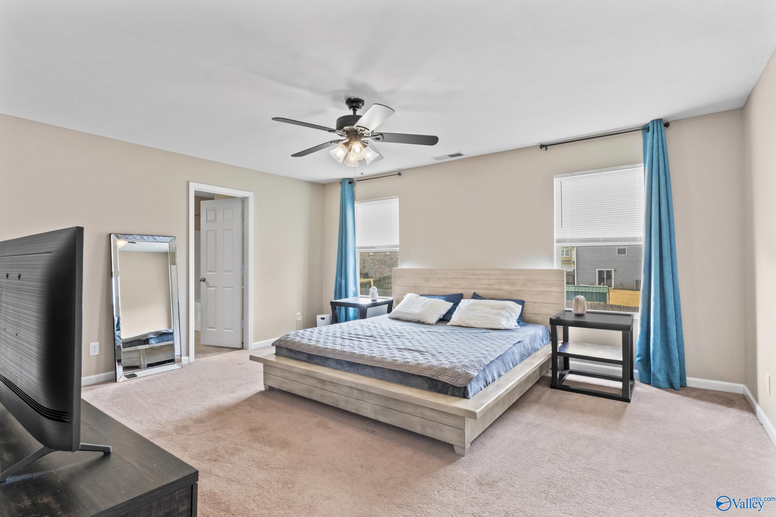 3099 Castlecreek Drive SW