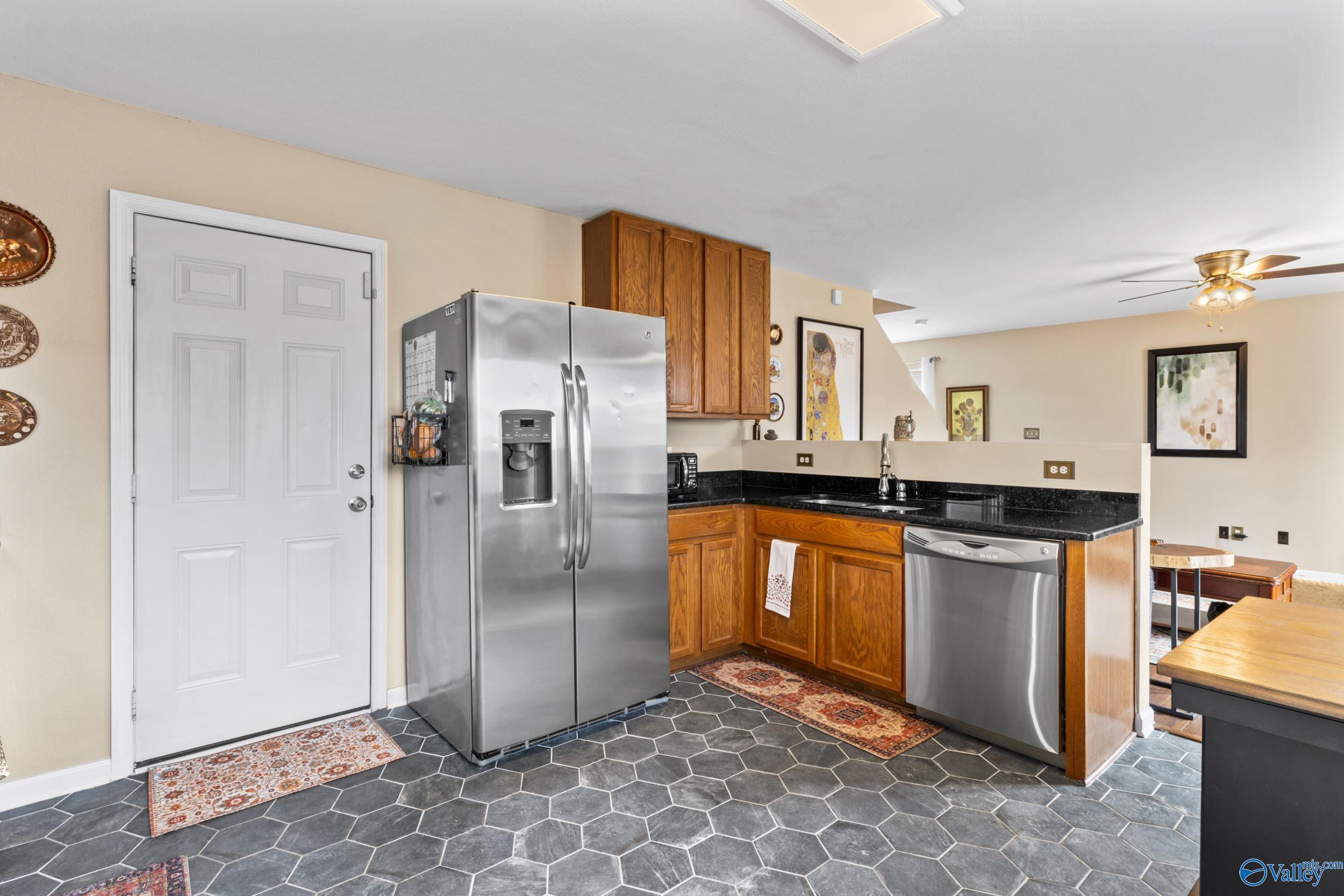 3099 Castlecreek Drive SW