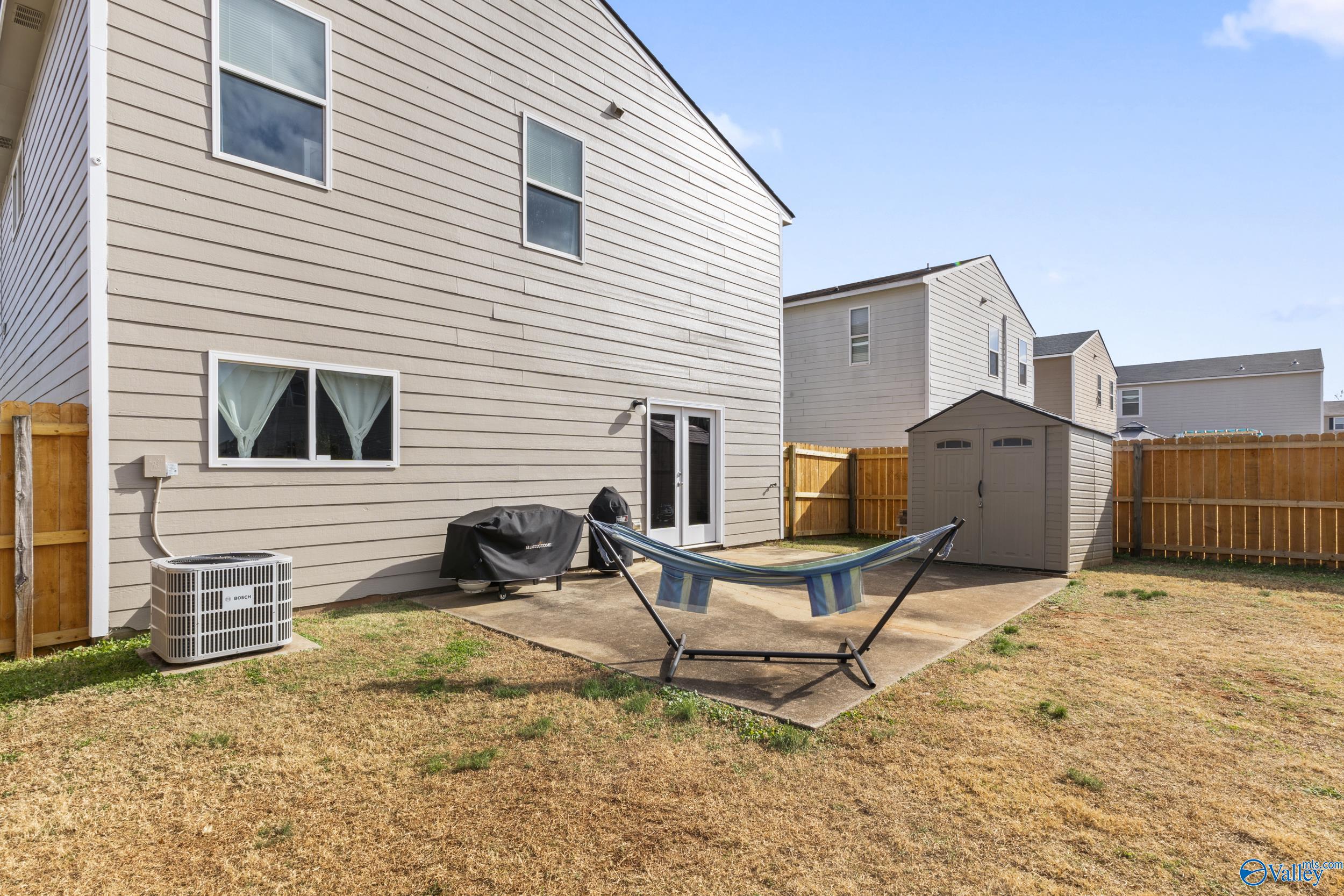 3099 Castlecreek Drive SW