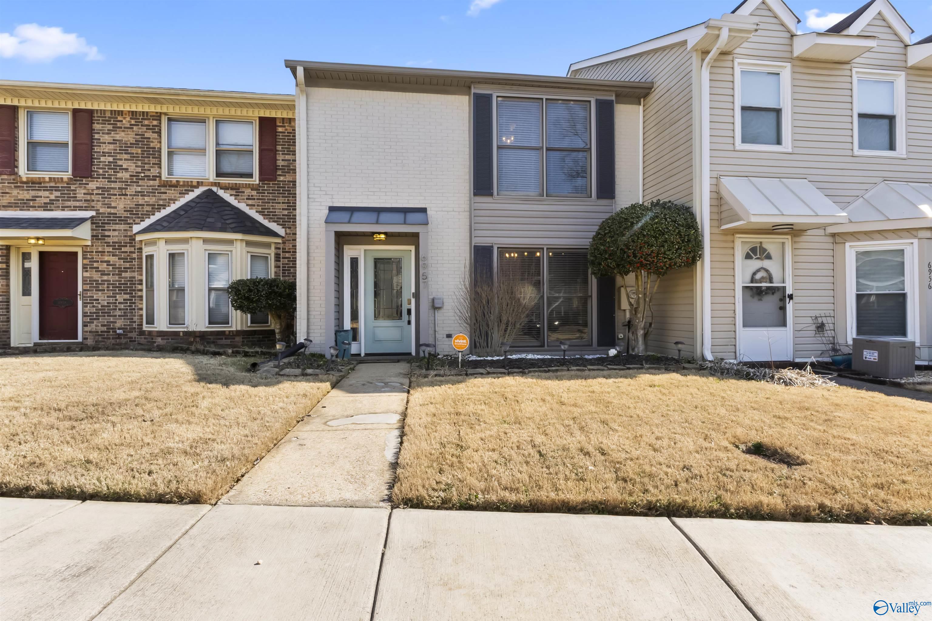 6957 Steeplechase Drive NW