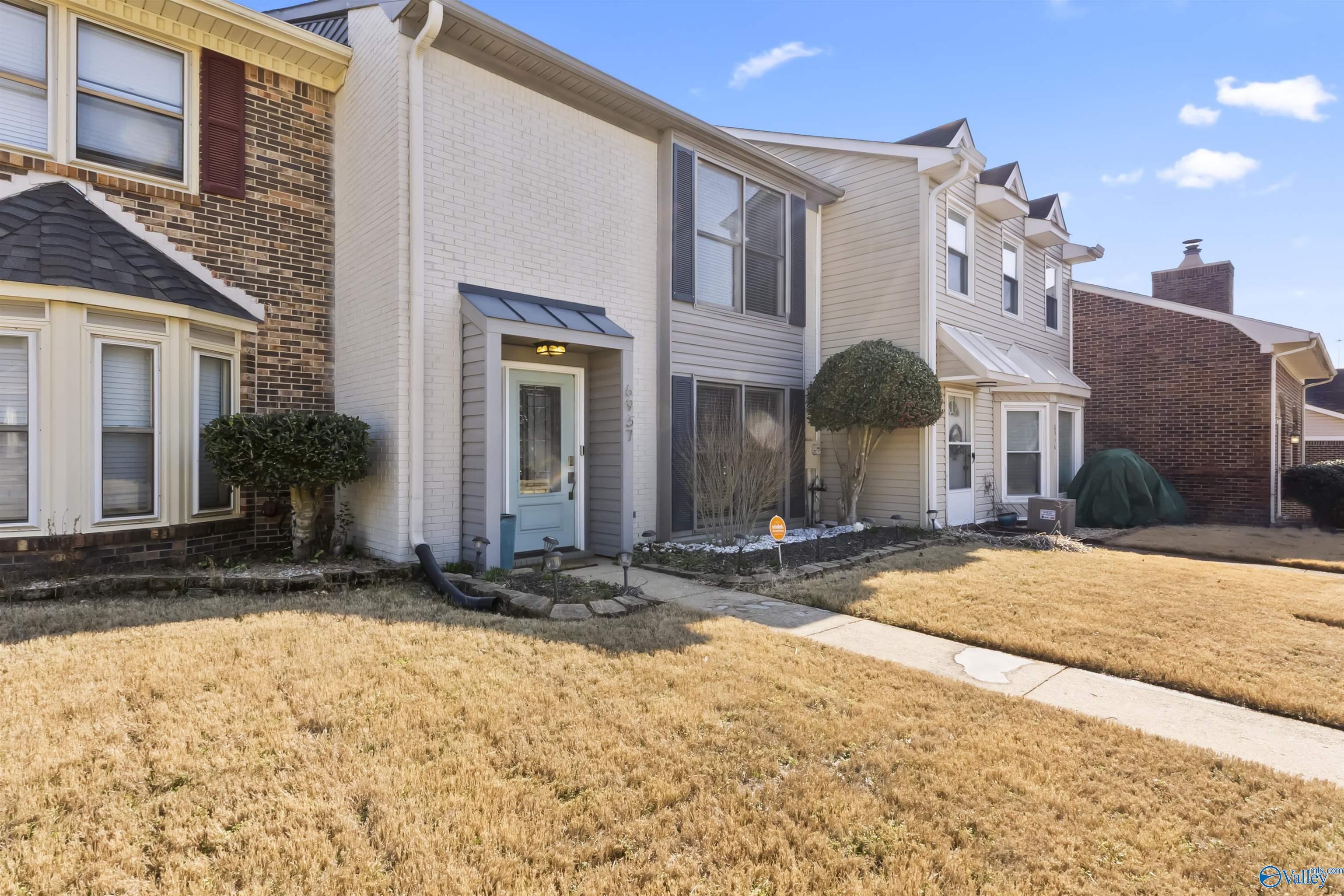 6957 Steeplechase Drive NW