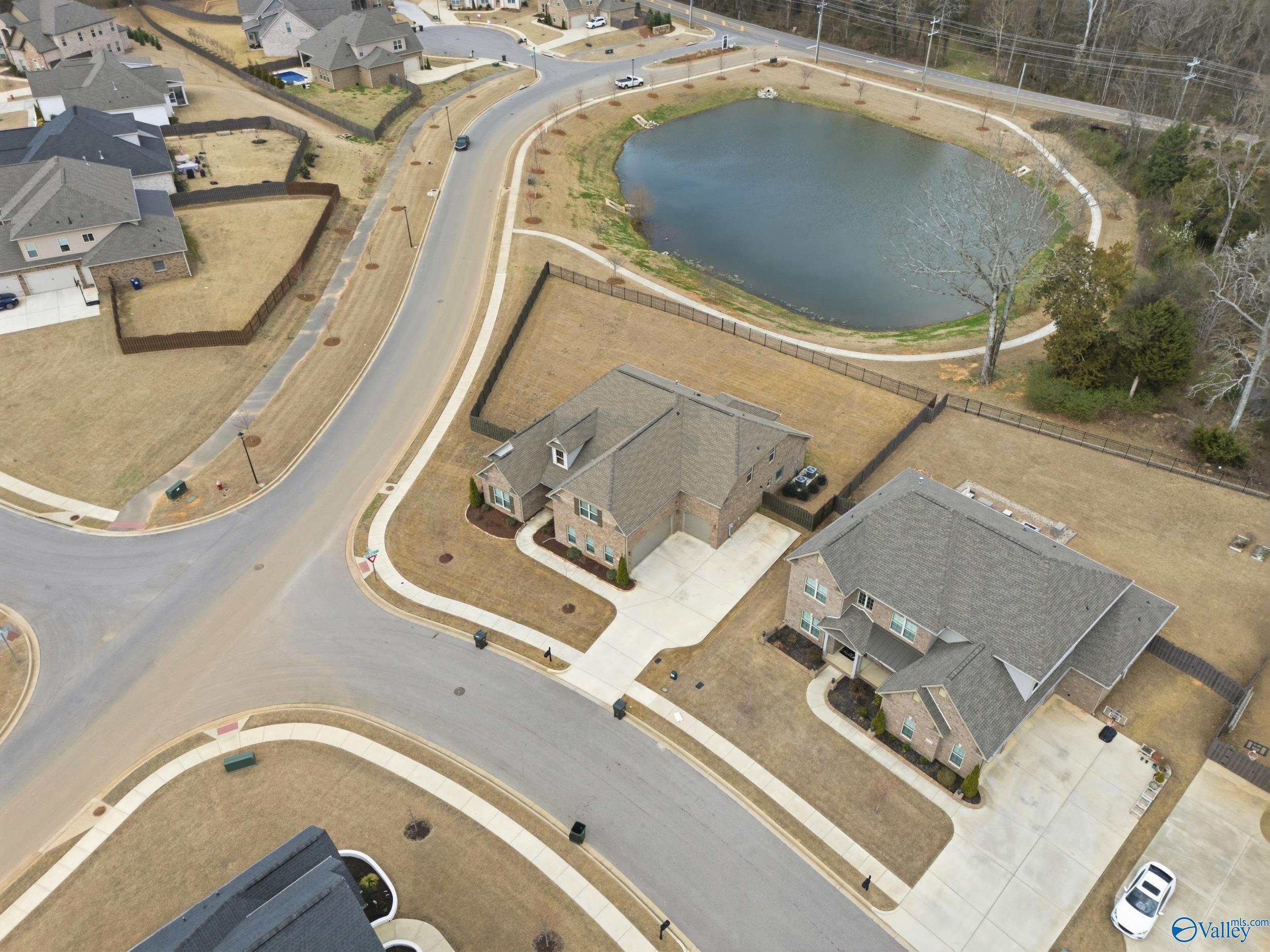 201 Goose Hill Bend