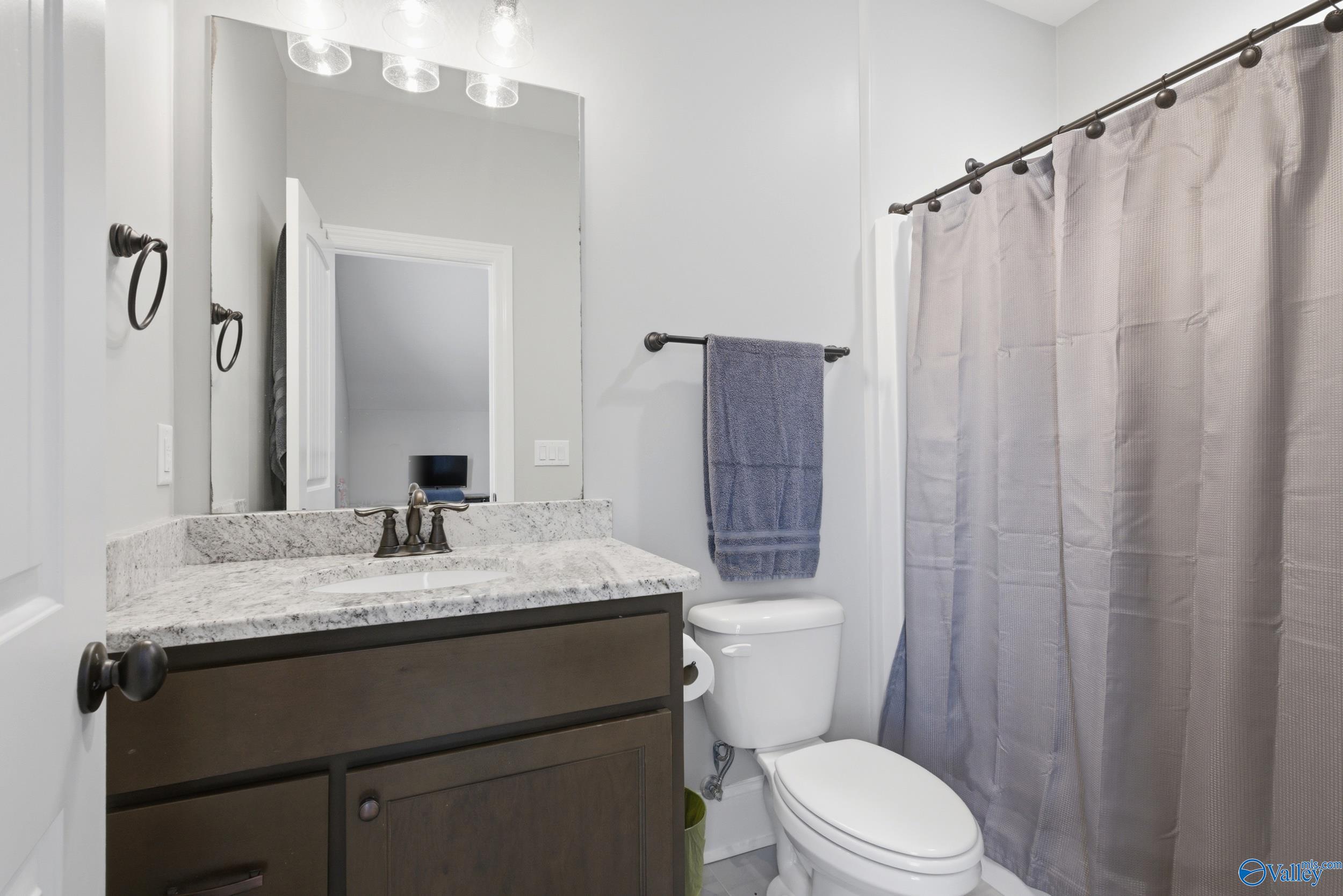 201 Goose Hill Bend
