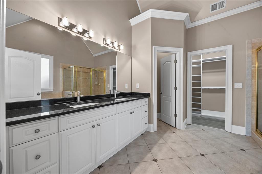 774 Mary Ann Drive NE