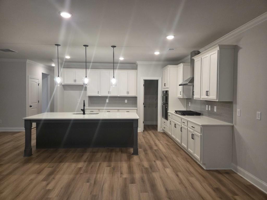 3245 Lions Ruby Lane