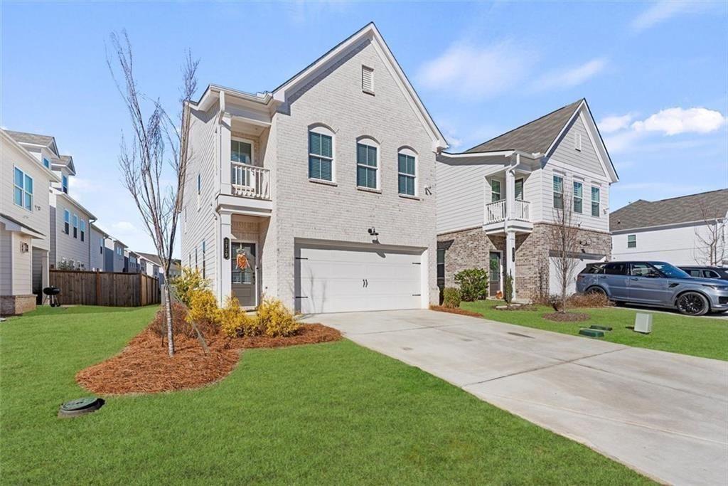 3739 Silvery Way