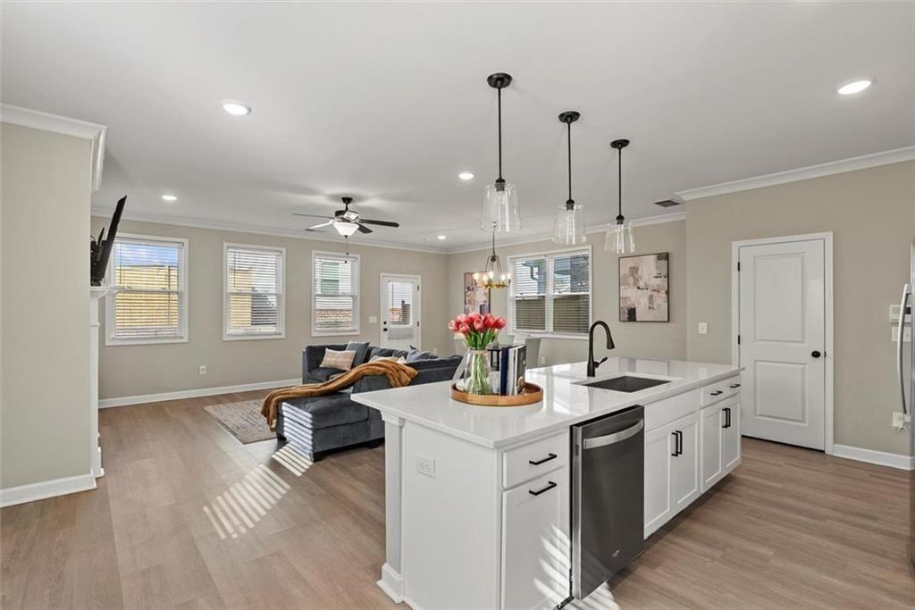 3739 Silvery Way